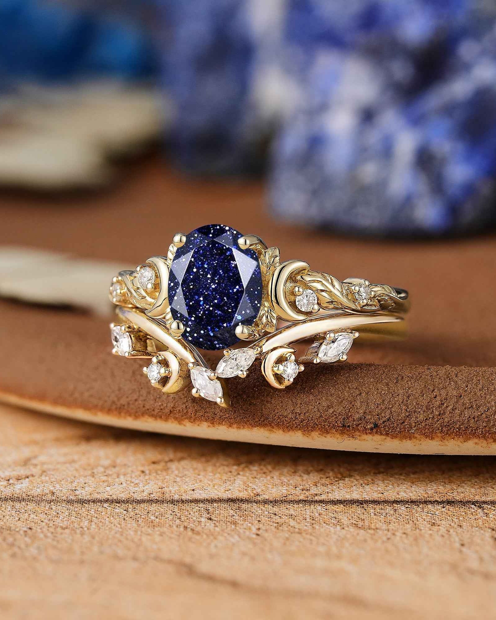 Moon Inspired | Sandstone Leaf & Moon Engagement Ring Set