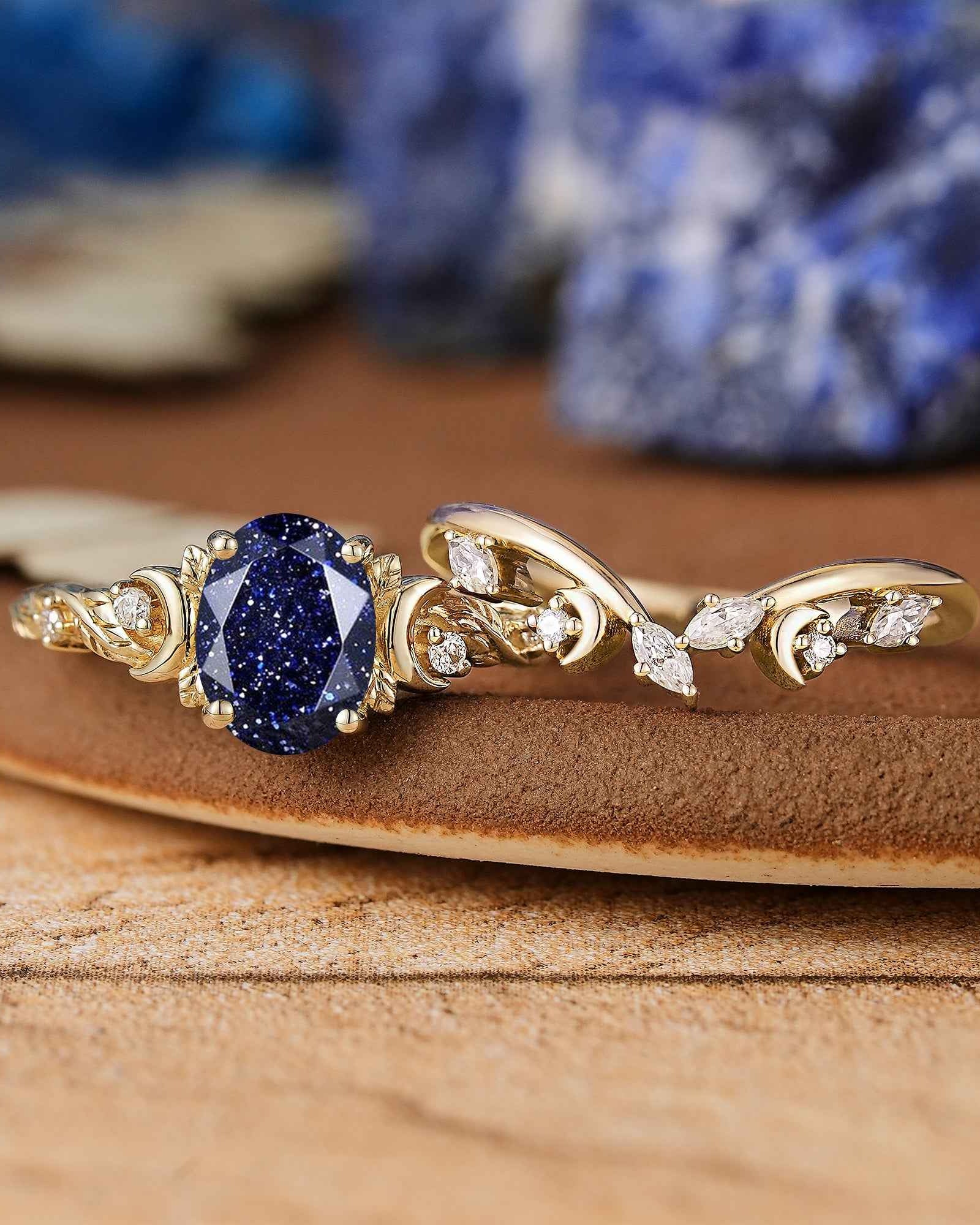 Moon Inspired | Sandstone Leaf & Moon Engagement Ring Set