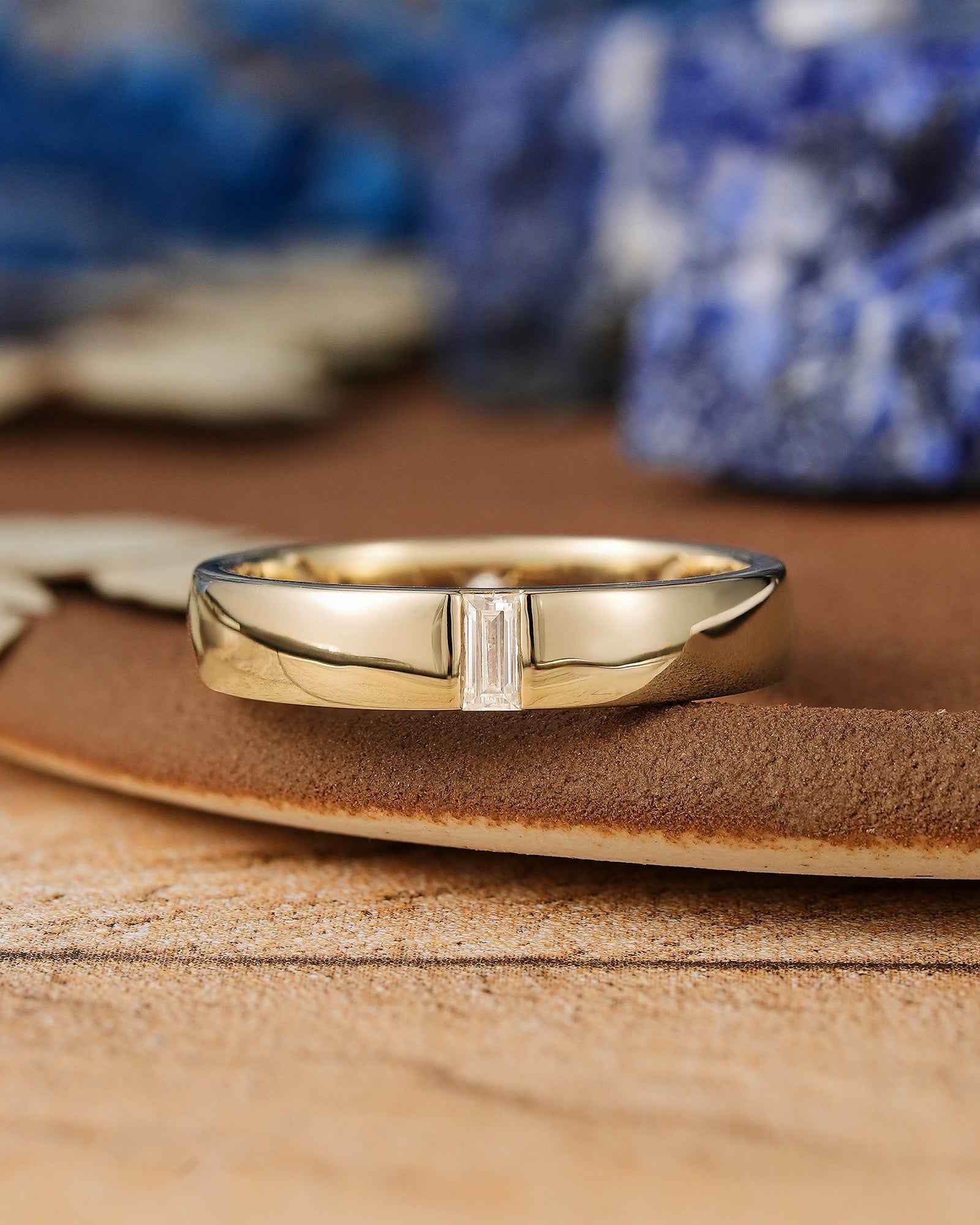 Star Inspired | Moissanite Star Inner Detail Wedding Band