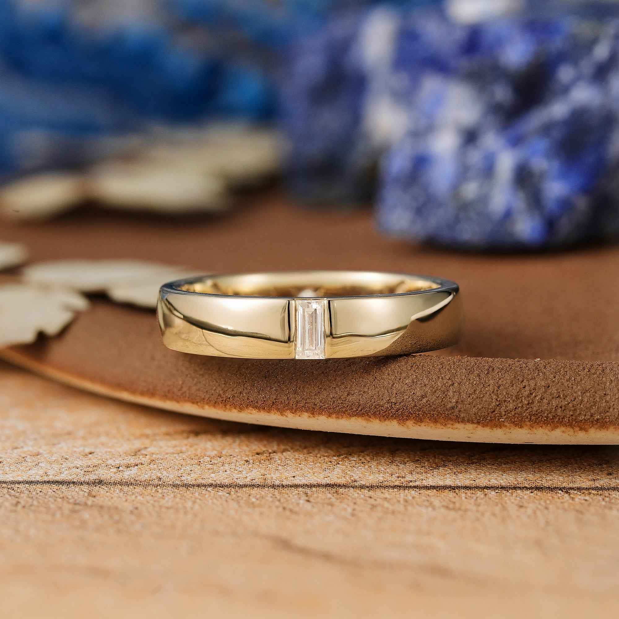 Star Inspired | Moissanite Star Inner Detail Wedding Band