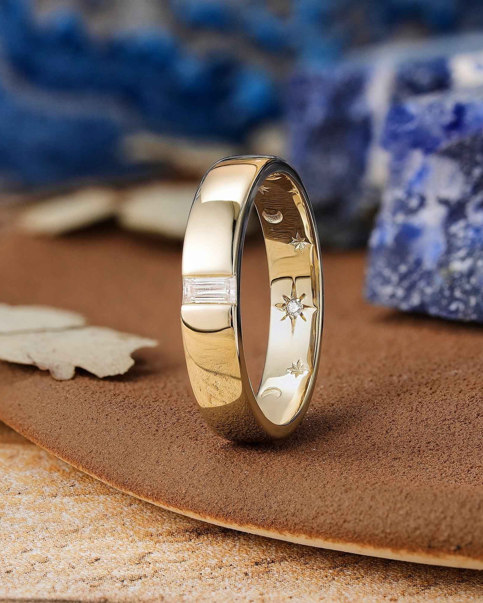 Star Inspired | Moissanite Star Inner Detail Wedding Band
