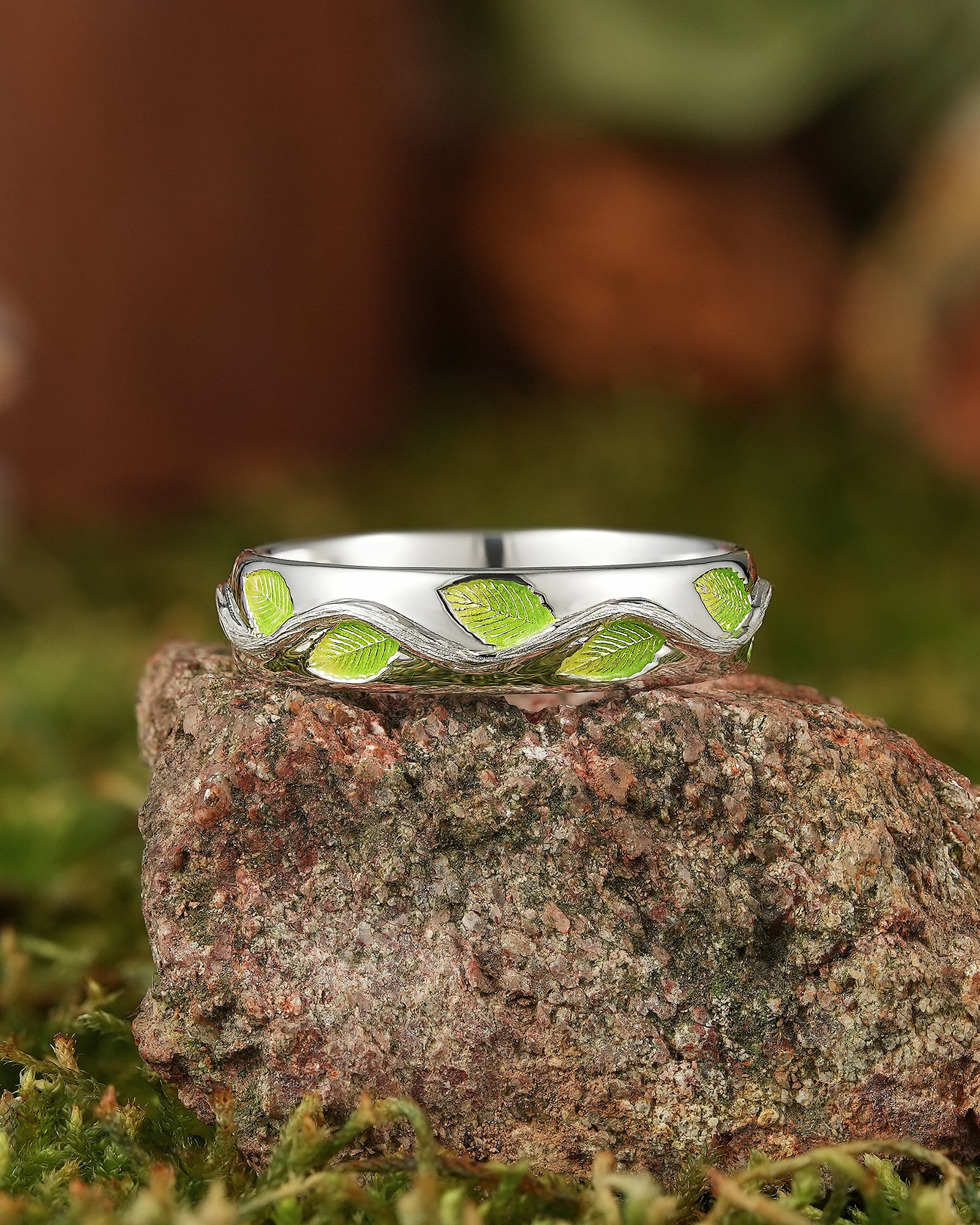 LCCjewelry | Nature Inspired Green Leaf Enamel Wedding Band - LCCjewelry