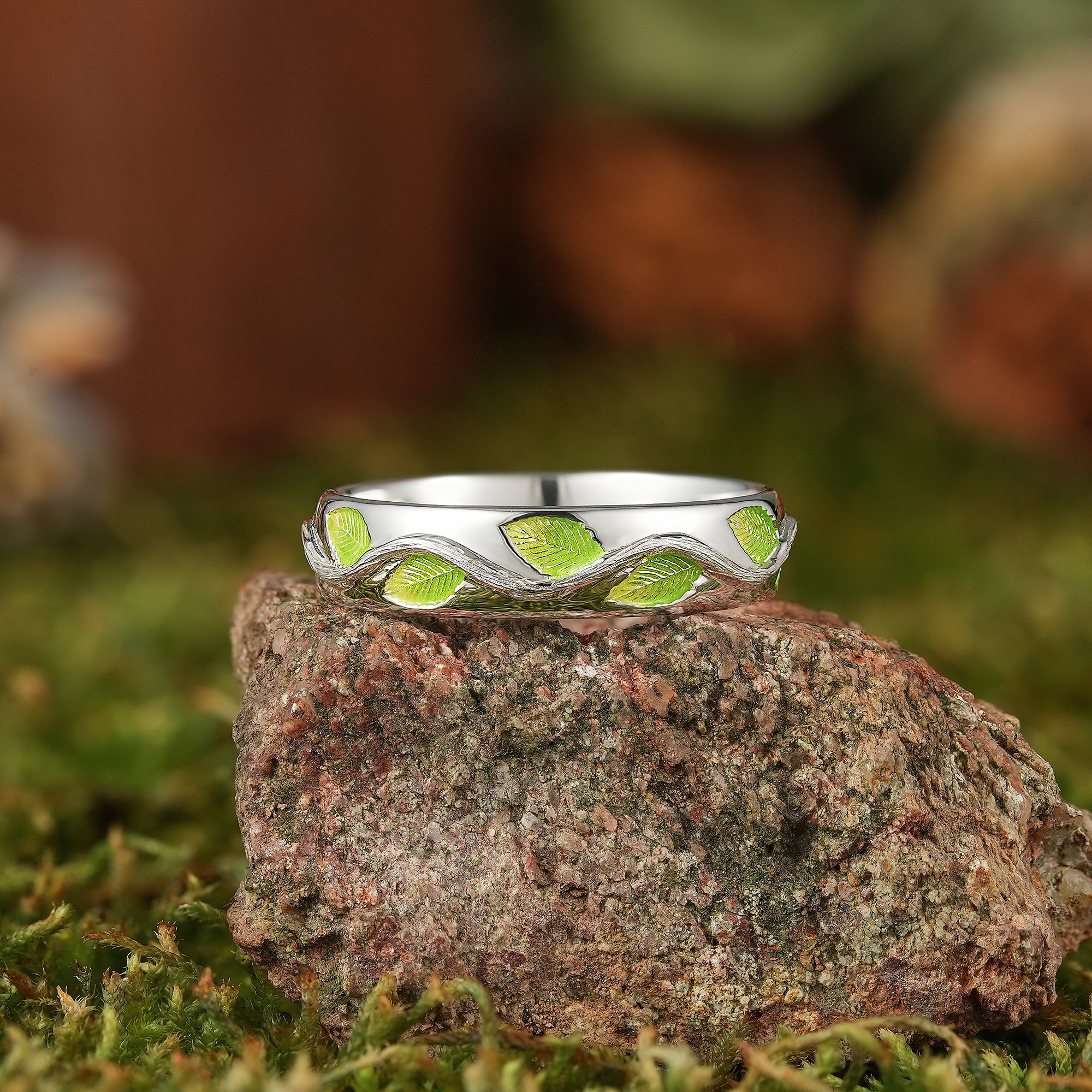 LCCjewelry | Nature Inspired Green Leaf Enamel Wedding Band - LCCjewelry