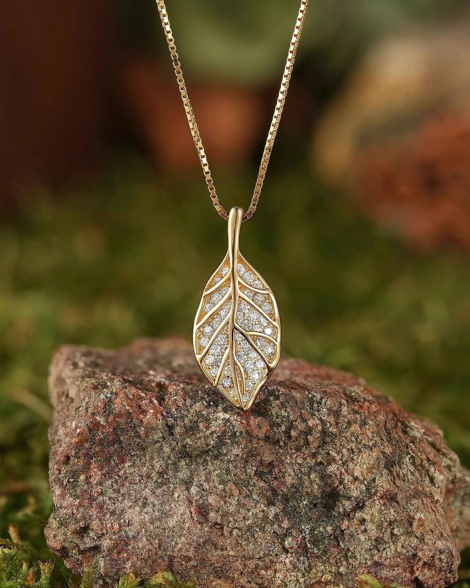 Leaf Inspired | A Spring Leaf Necklace with Moissanite