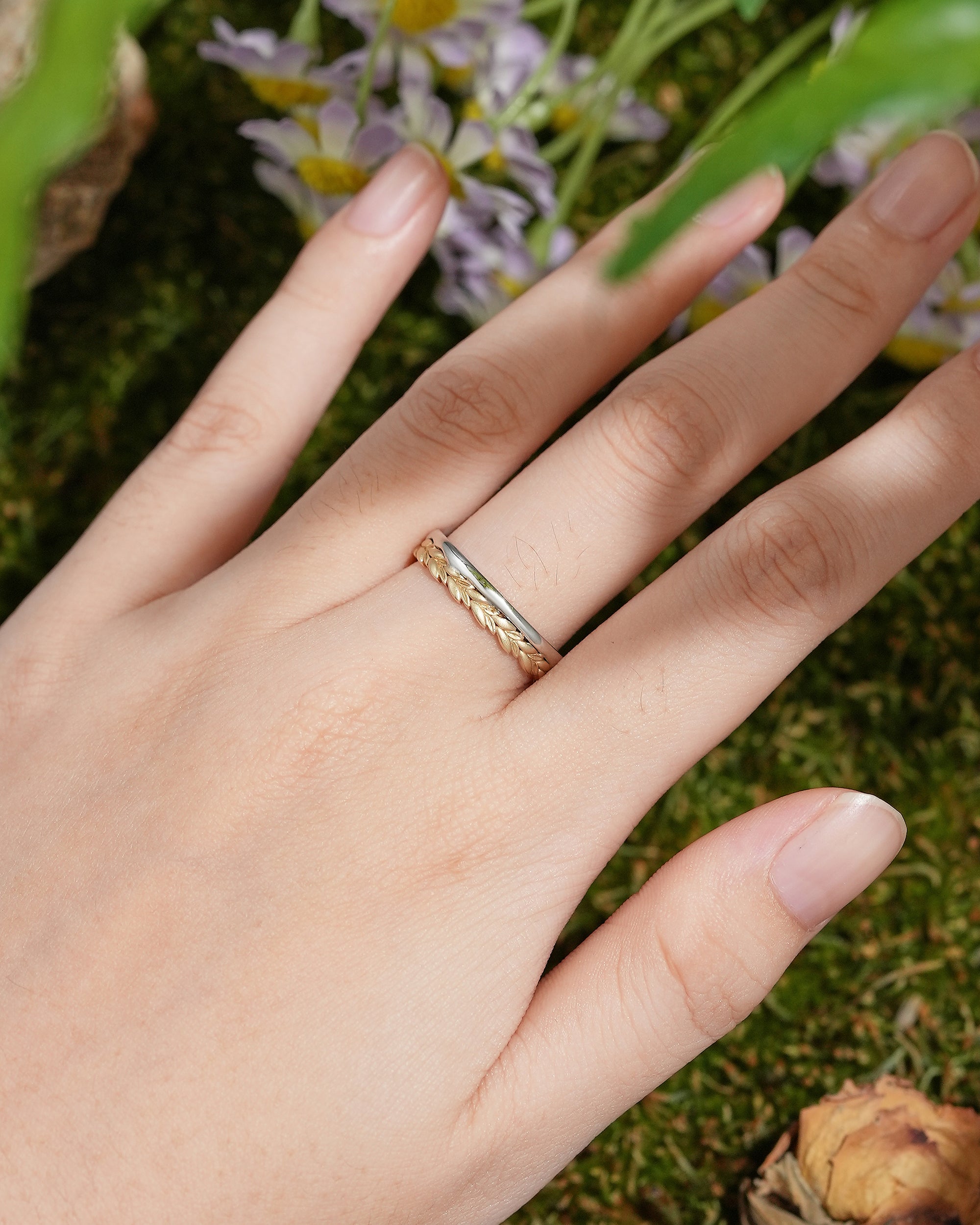 LCCjewelry | Nature Inspired Wheat Leaf Wedding Band - Unique Two Tone Design - LCCjewelry