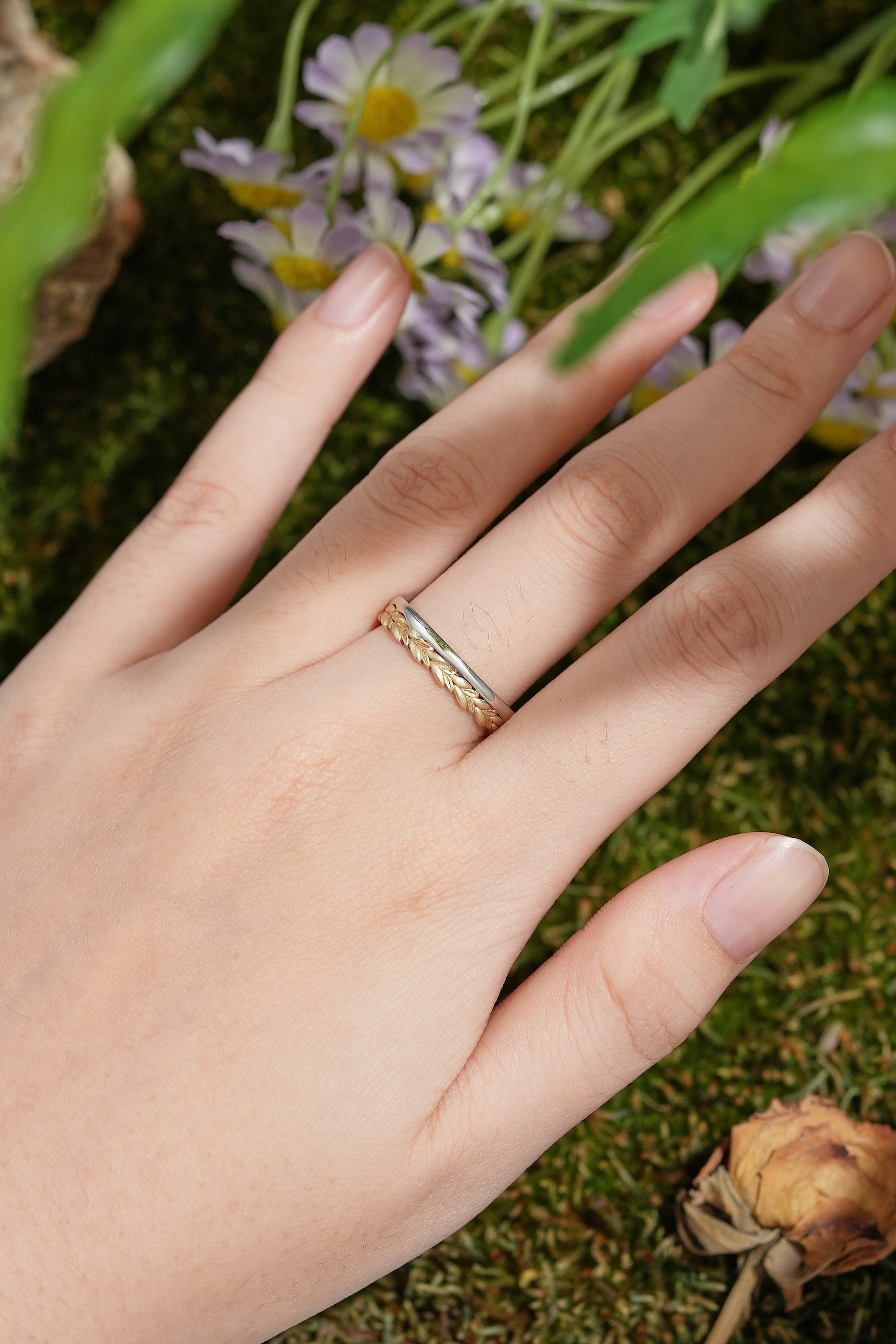 LCCjewelry | Nature Inspired Wheat Leaf Wedding Band - Unique Two Tone Design - LCCjewelry