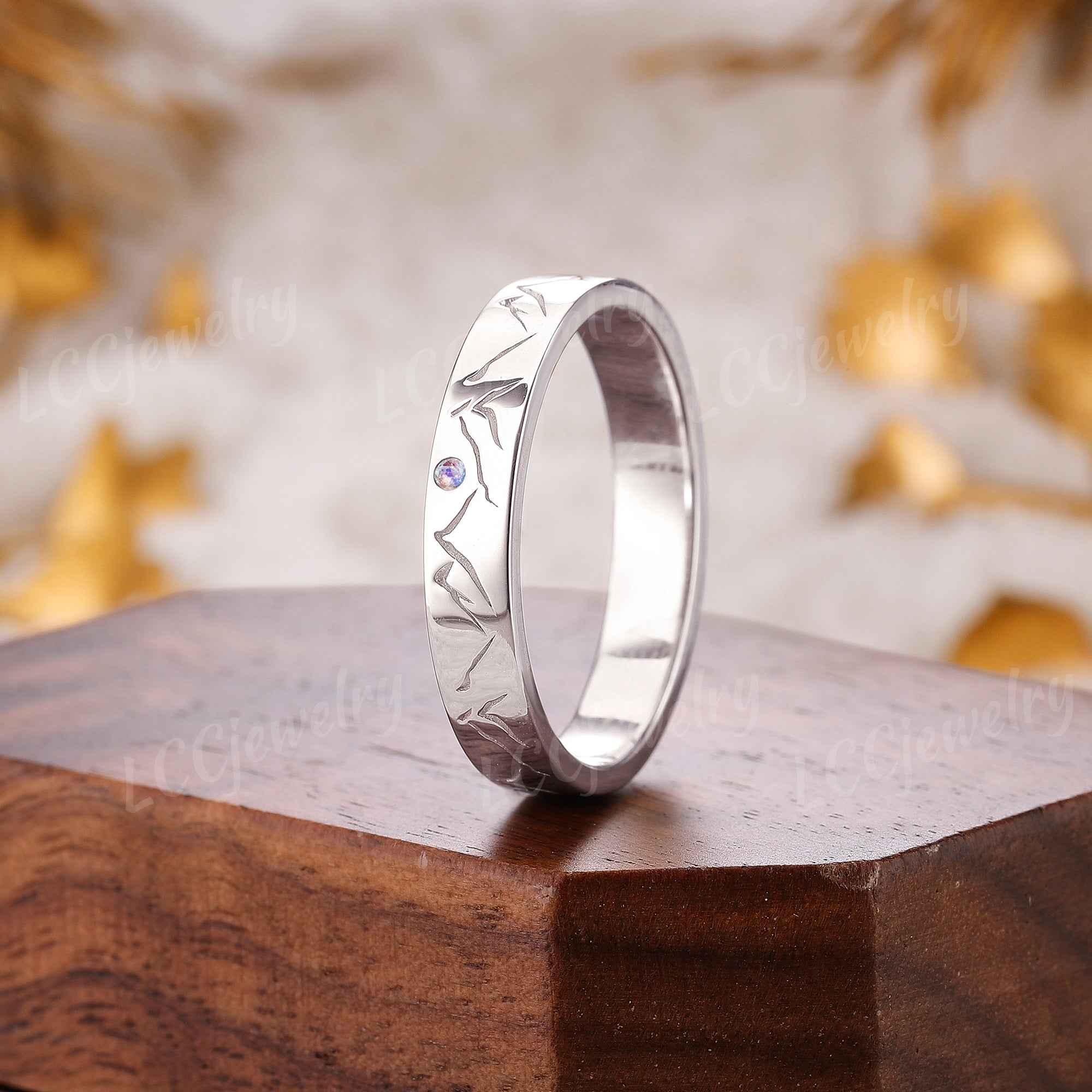 Mountain Inspired | Mountain Range Design Wedding Band Full Moon