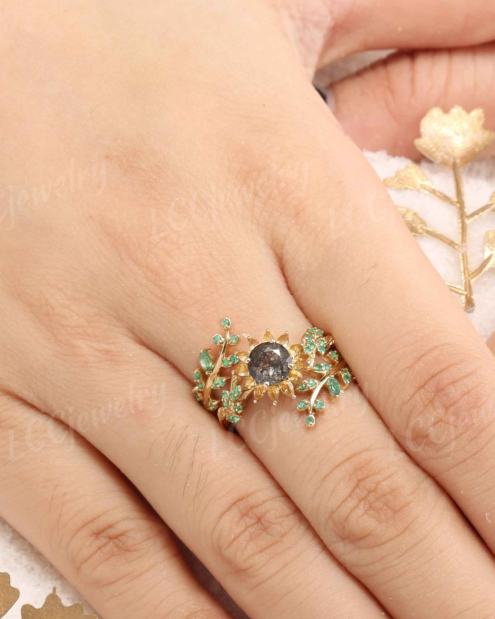 LCCjewelry | One of a Kind Sunflower Design Engagement Ring Set