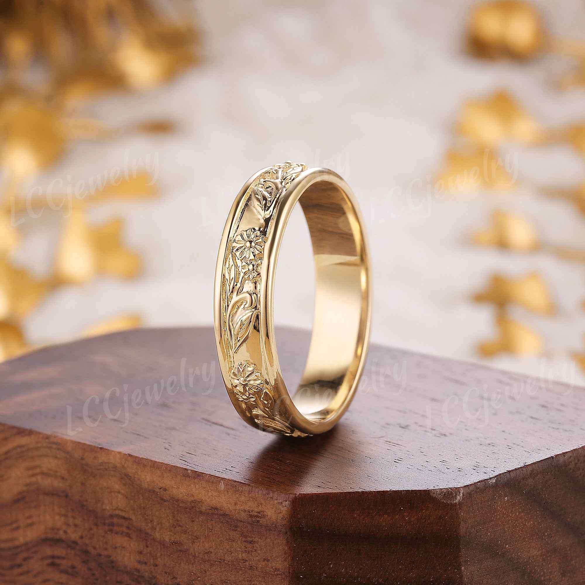 Floral Inspired | Daisy Design Wedding Band April Birth Flower