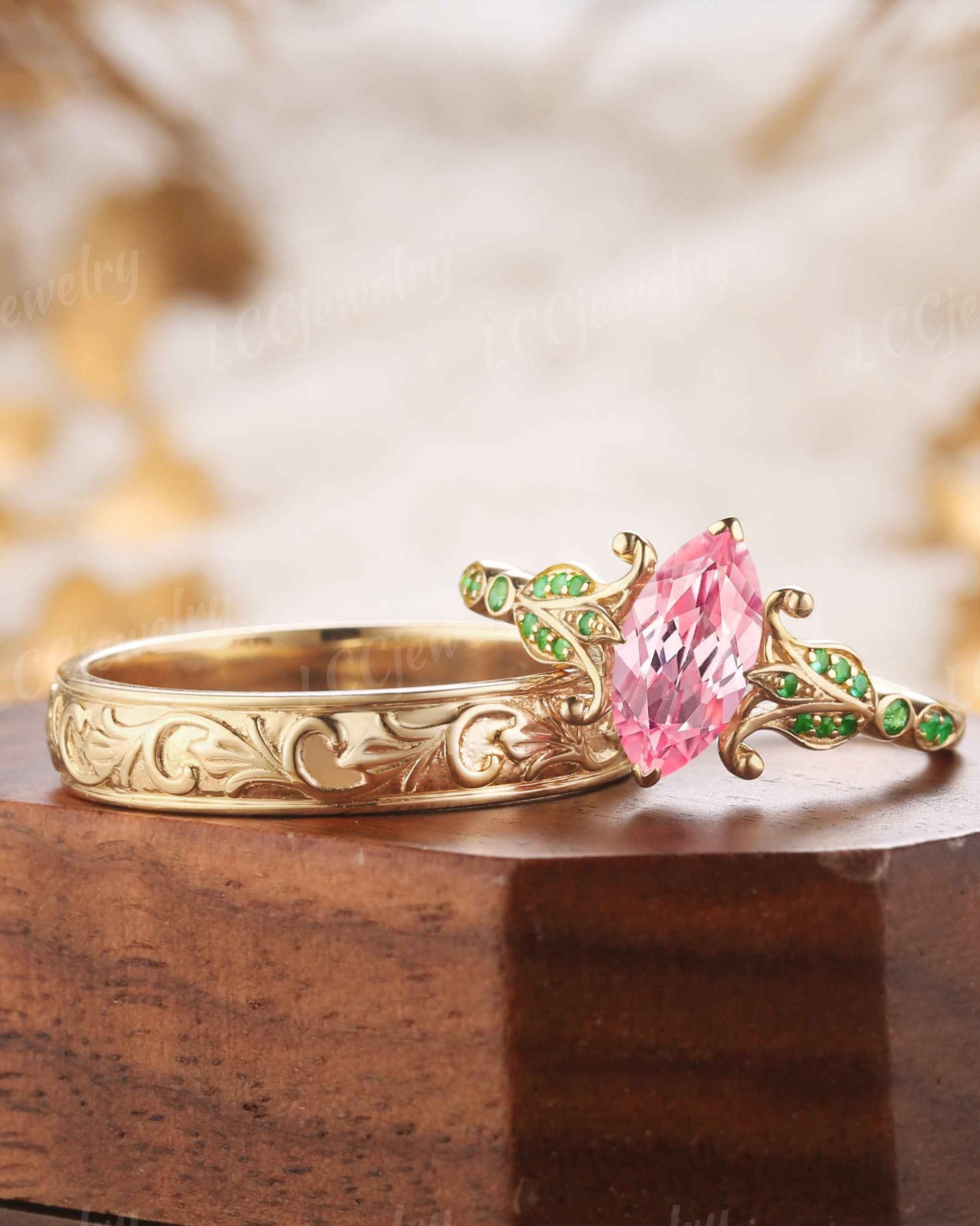 Floral Inspired | 2pcs Iris Design Papalacha Couple Rings