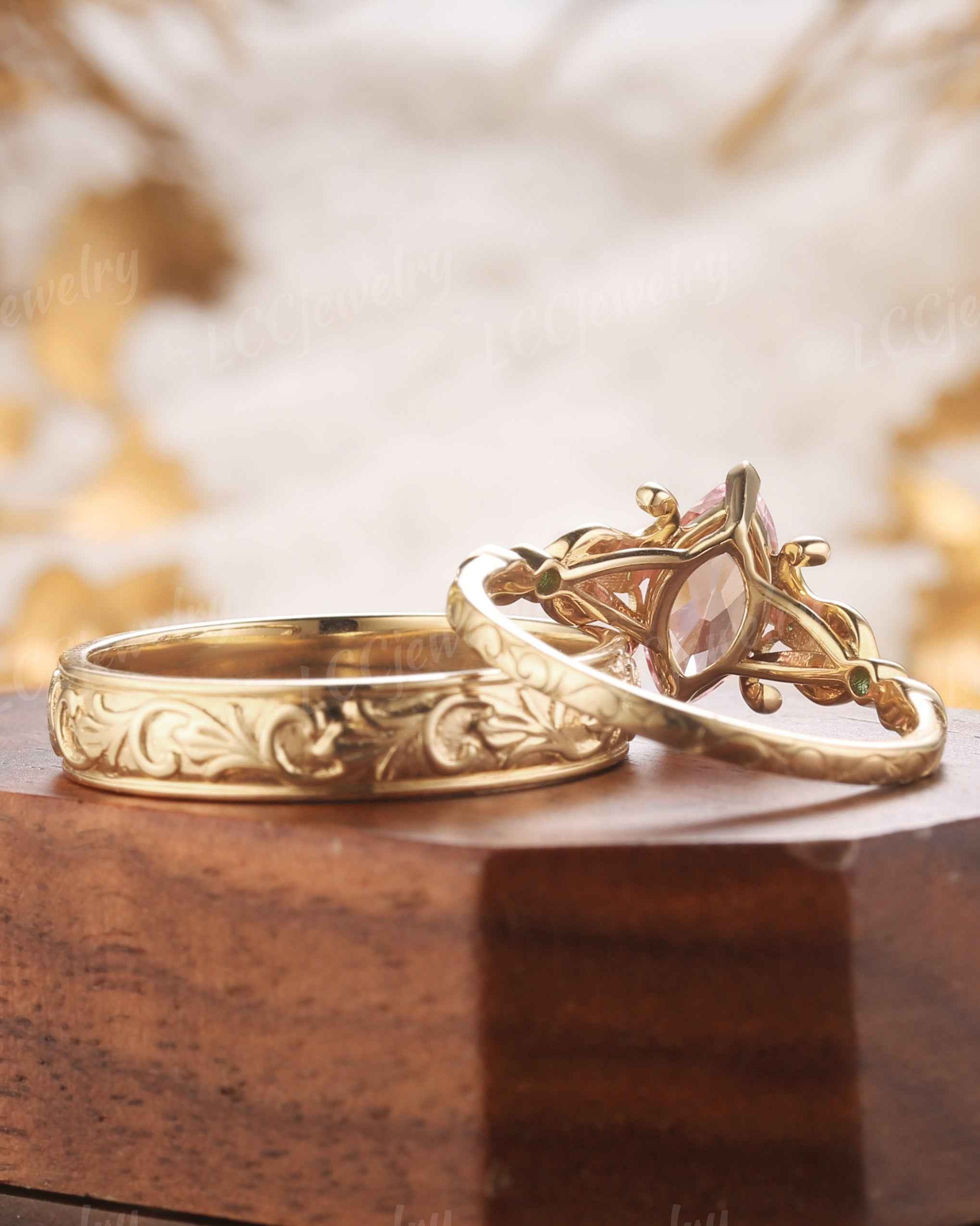 Floral Inspired | 2pcs Iris Design Papalacha Couple Rings