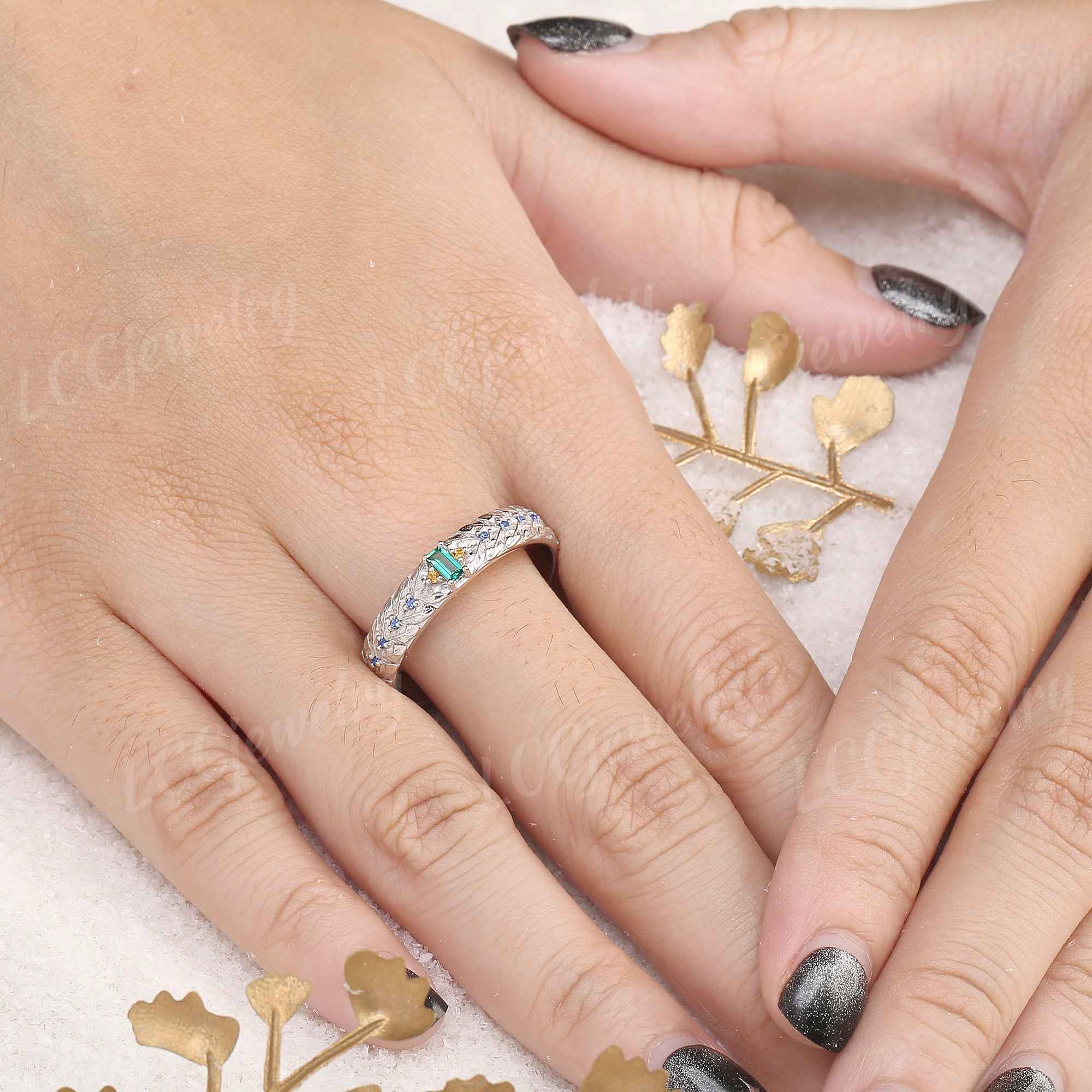 Leaf Inspired | Papalacha & Sapphire Laurel Leaf Wedding Band