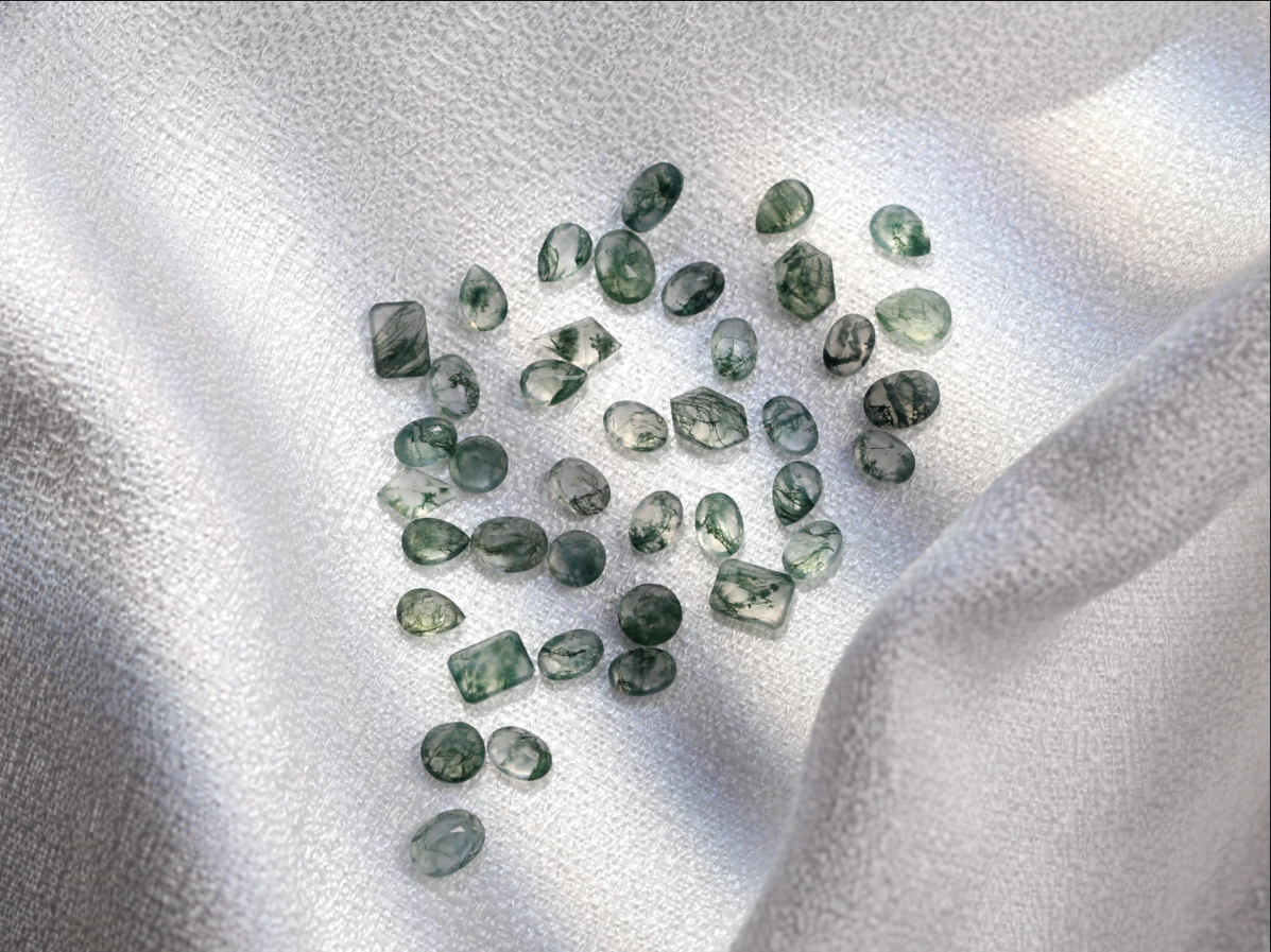 Why Choose a Moss Agate Engagement Ring