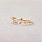 Leaf Inspired | Moning Glory Leaf Curved Wedding Band