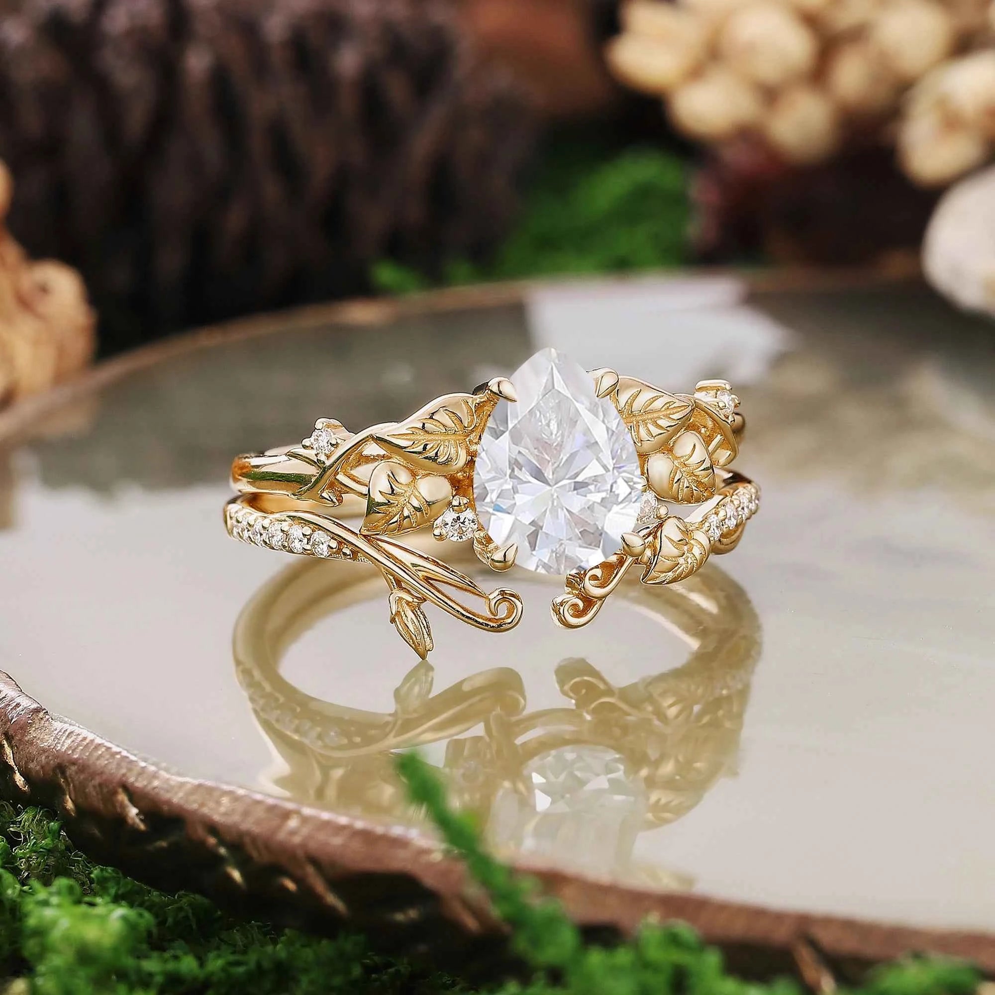 Leaf Inspired | Moning Glory Leaf Design Moissanite Engagement Ring Set