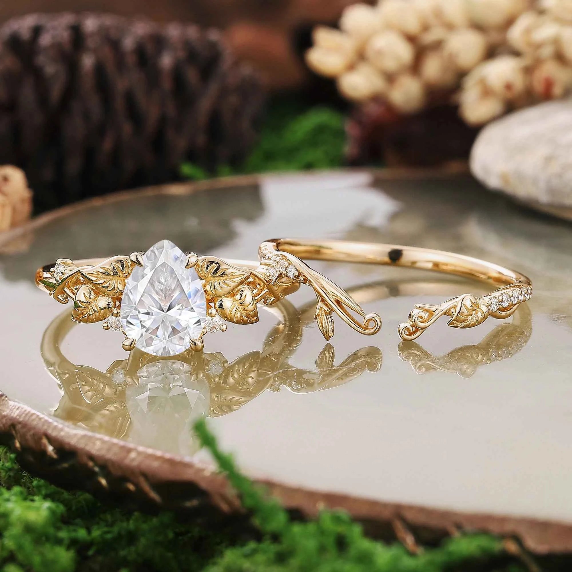 Leaf Inspired | Moning Glory Leaf Design Moissanite Engagement Ring Set