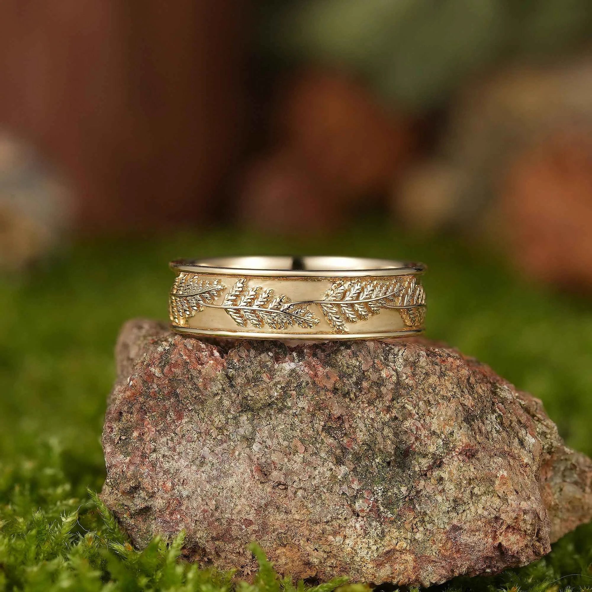 Leaf Inspired | 6mm Fern Branch Men's Wedding Band