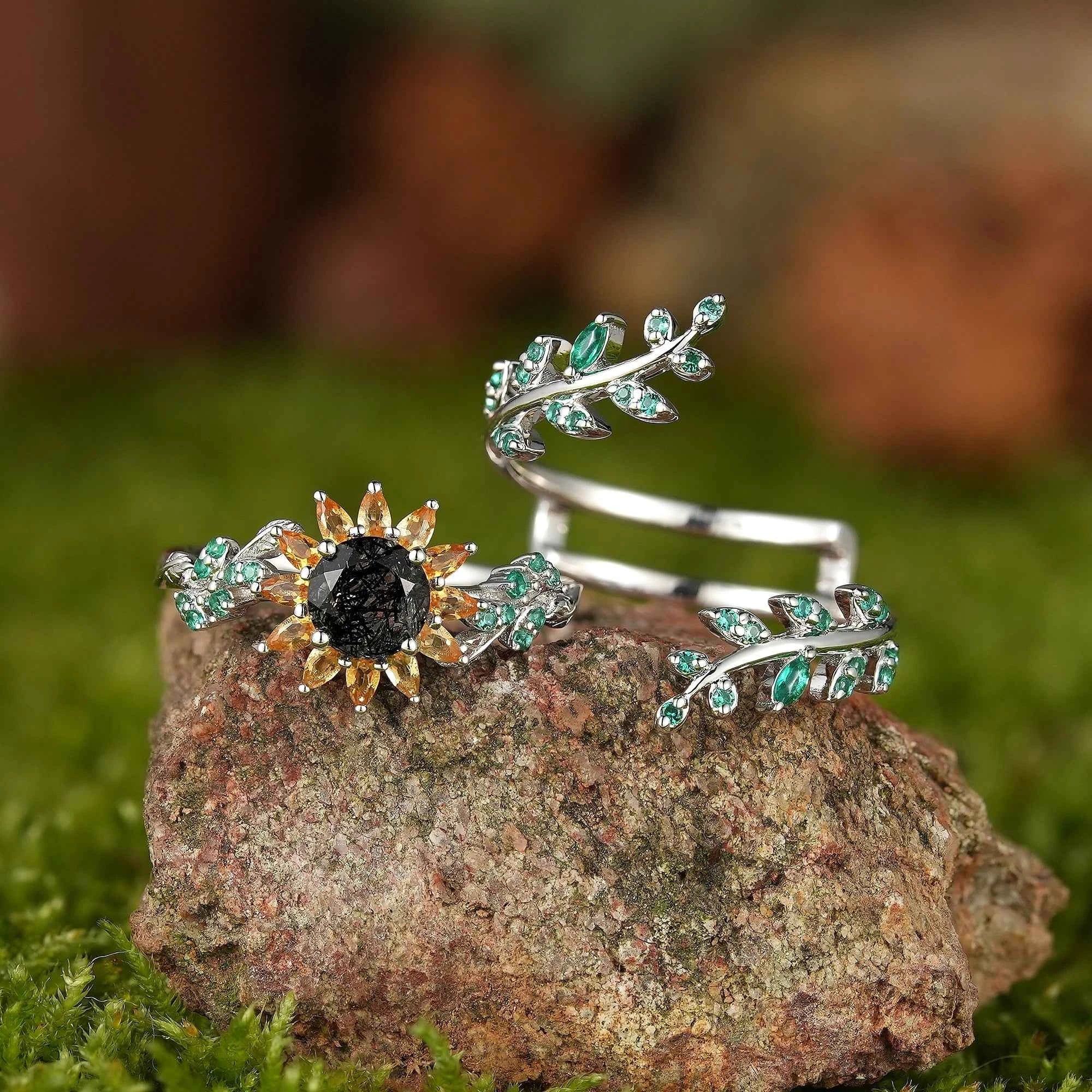 LCCjewelry | One of a Kind Sunflower Design Engagement Ring Set