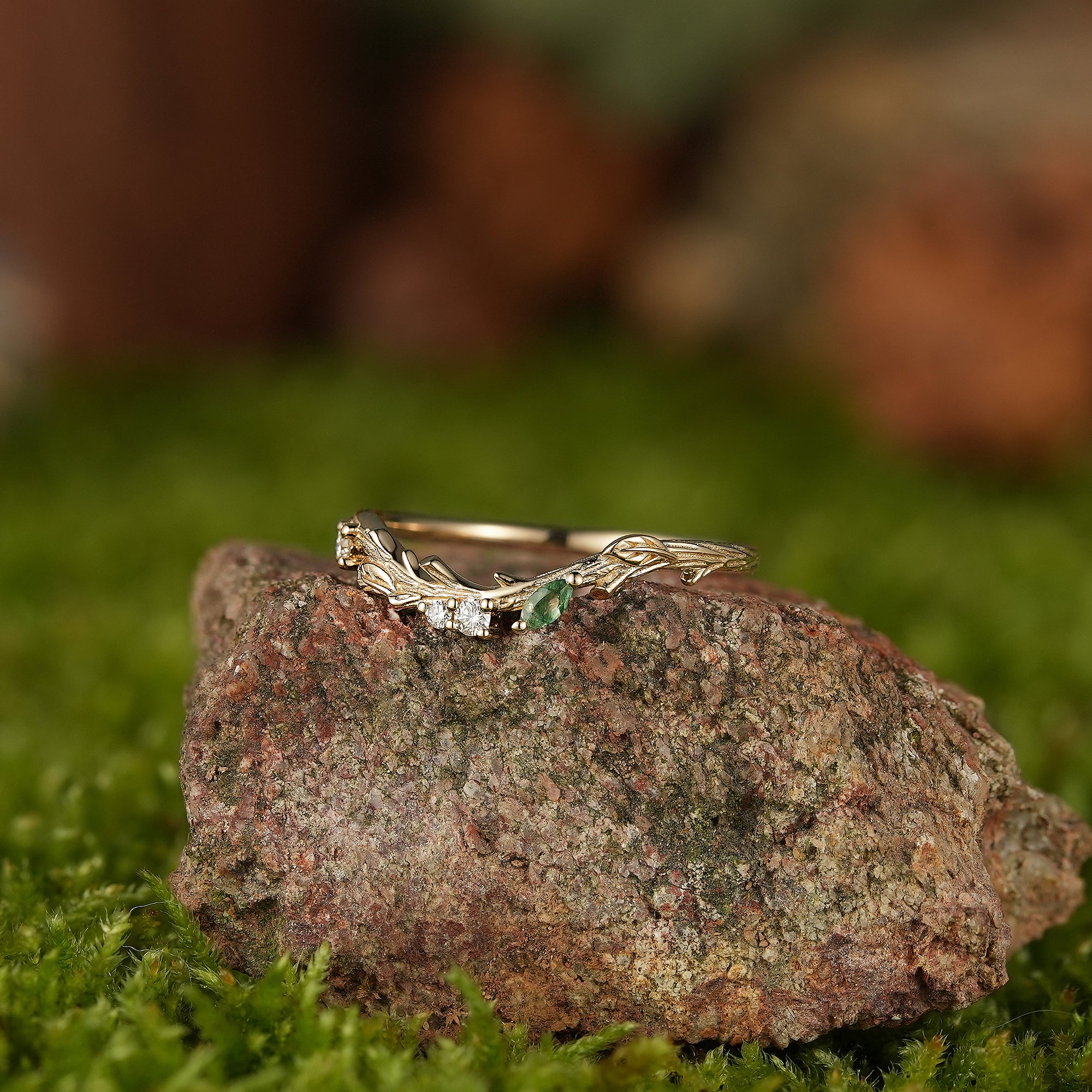Unique Gold Leaf Curved Wedding Band with Moss Agate - LCCjewelry