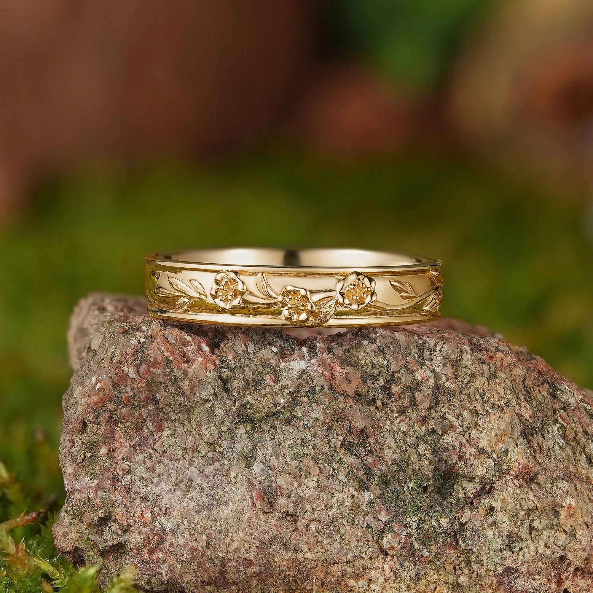 Floral Inspired | Moning Glory Design Gold Wedding Band September