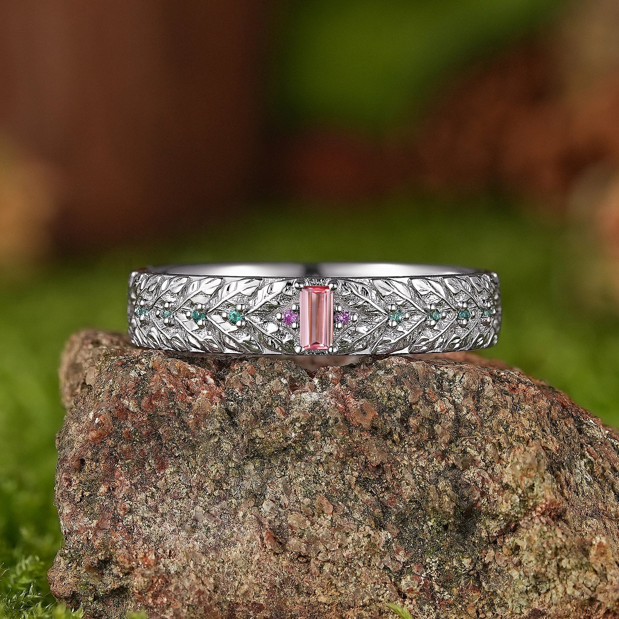 Leaf Inspired | Papalacha & Sapphire Laurel Leaf Wedding Band