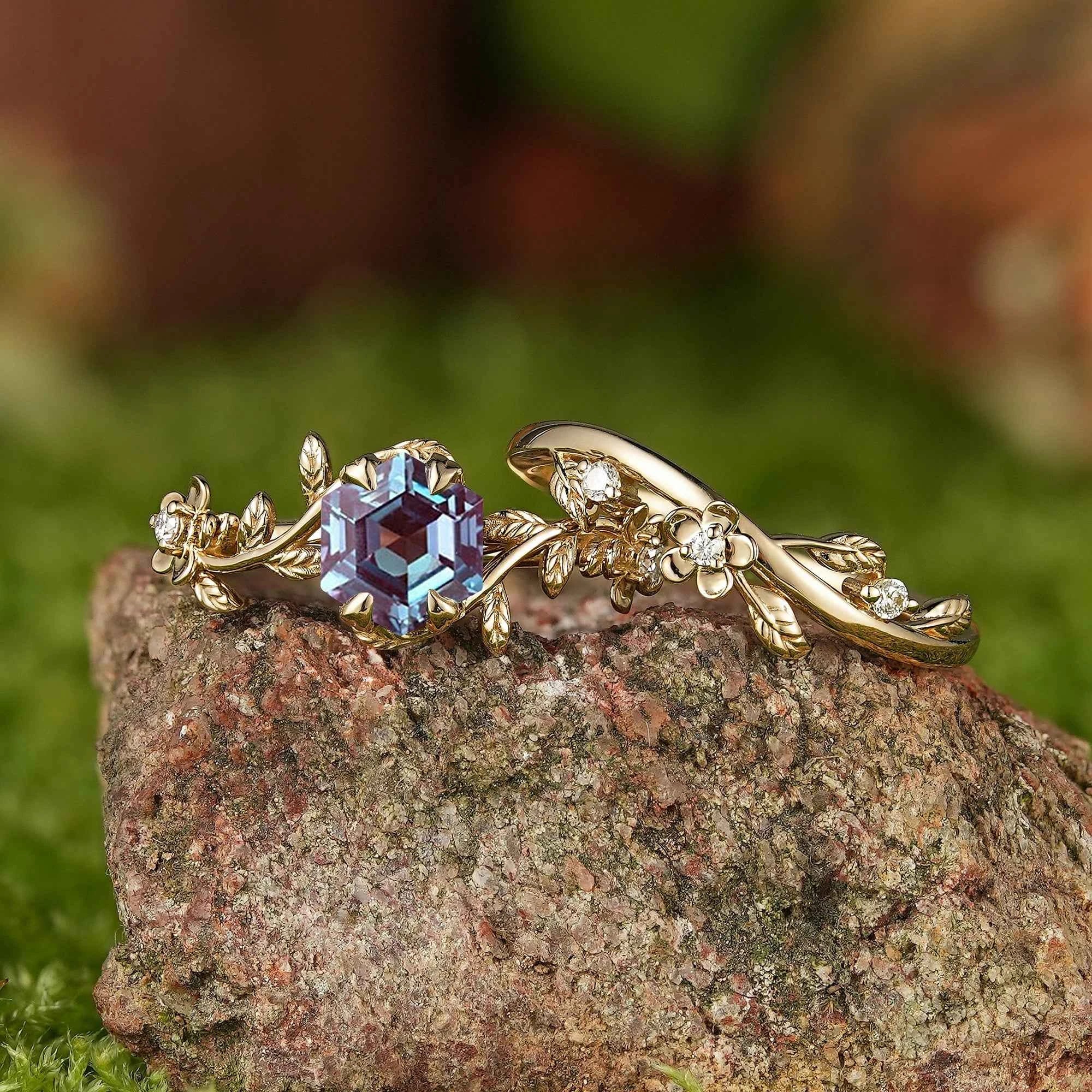 LCCjewelry | Nature Inspired Leaf Floral Alexandrite Wedding Ring Set