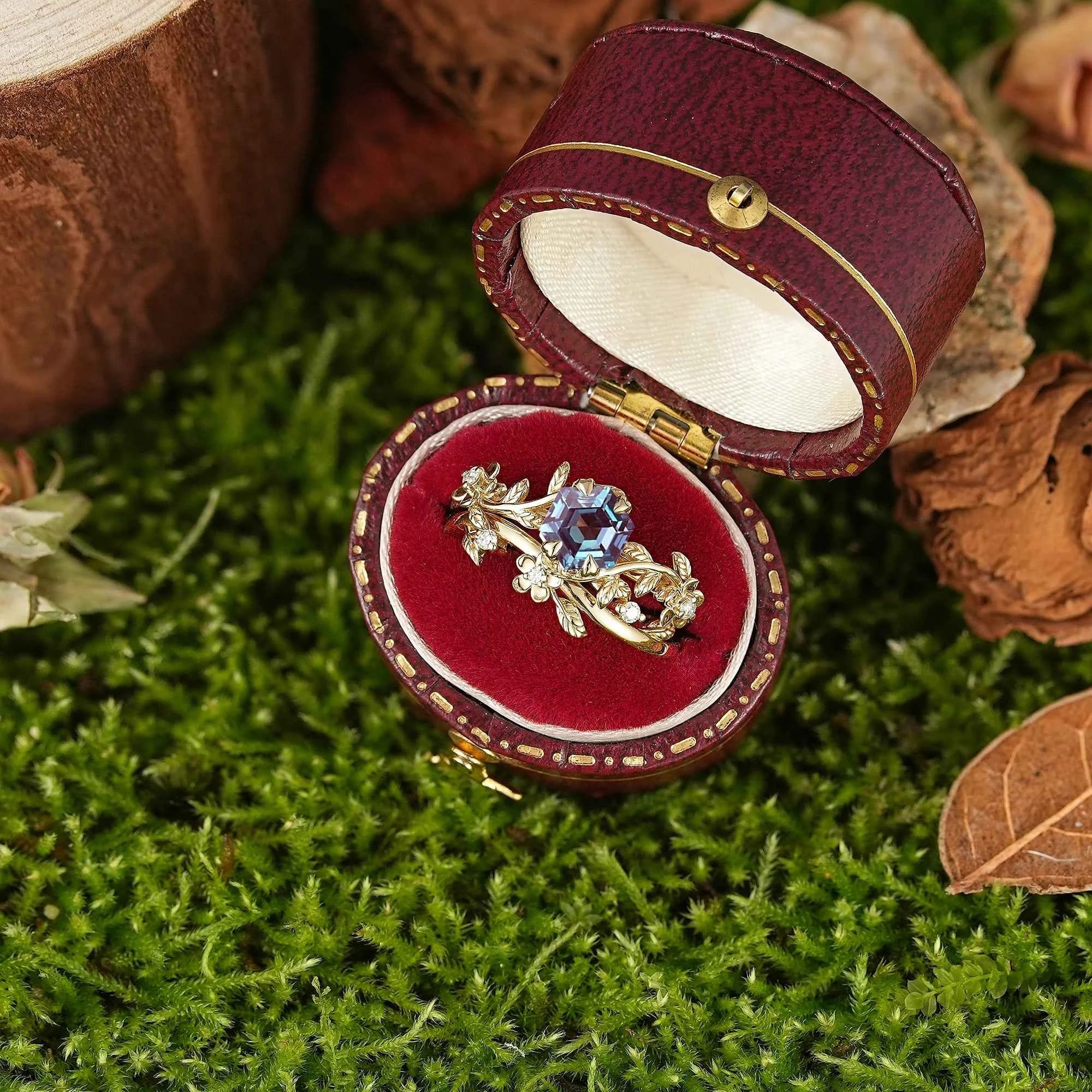 LCCjewelry | Nature Inspired Leaf Floral Alexandrite Wedding Ring Set