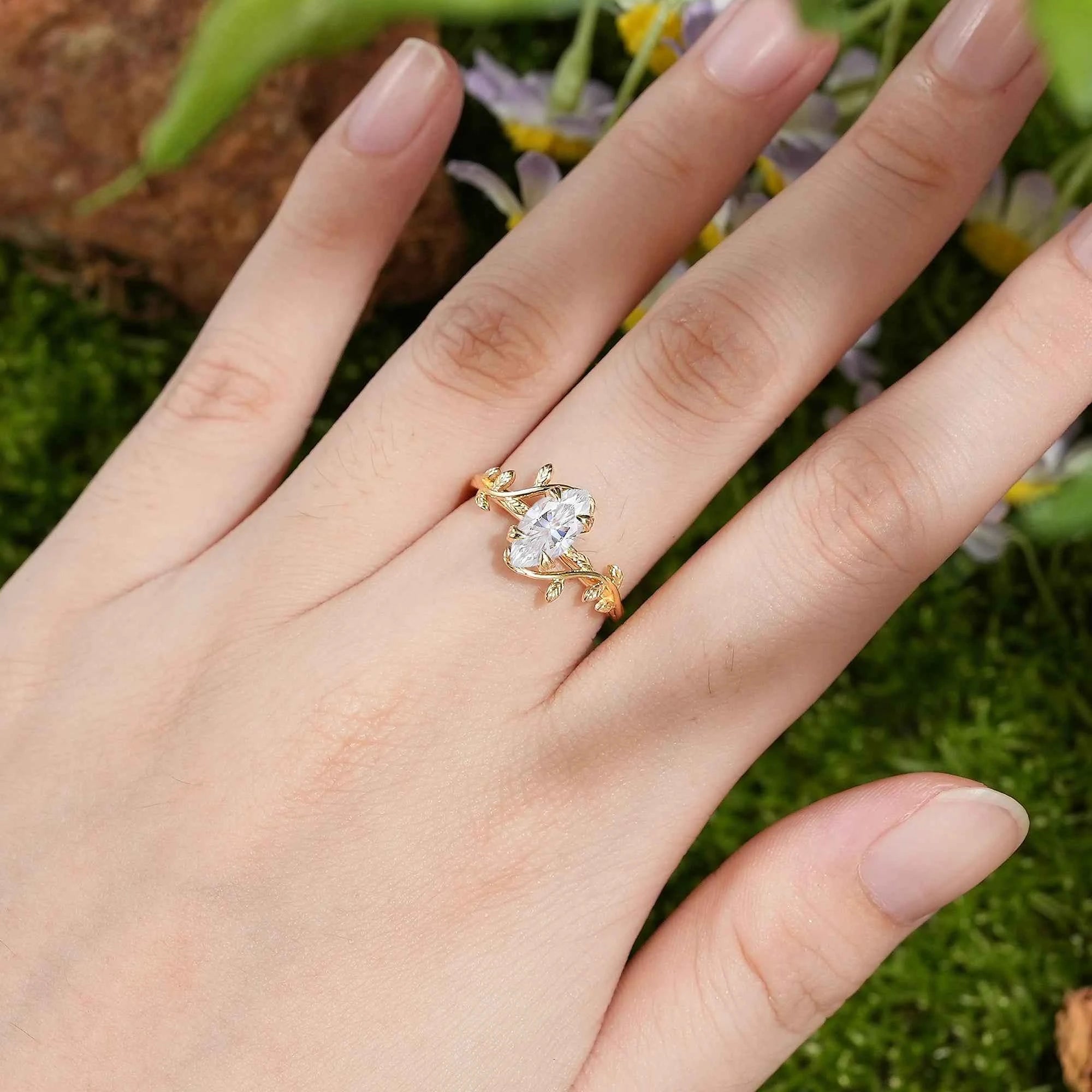 LCCjewelry | 1.5ct Oval Cut Moissanite Leaf Engagement Ring