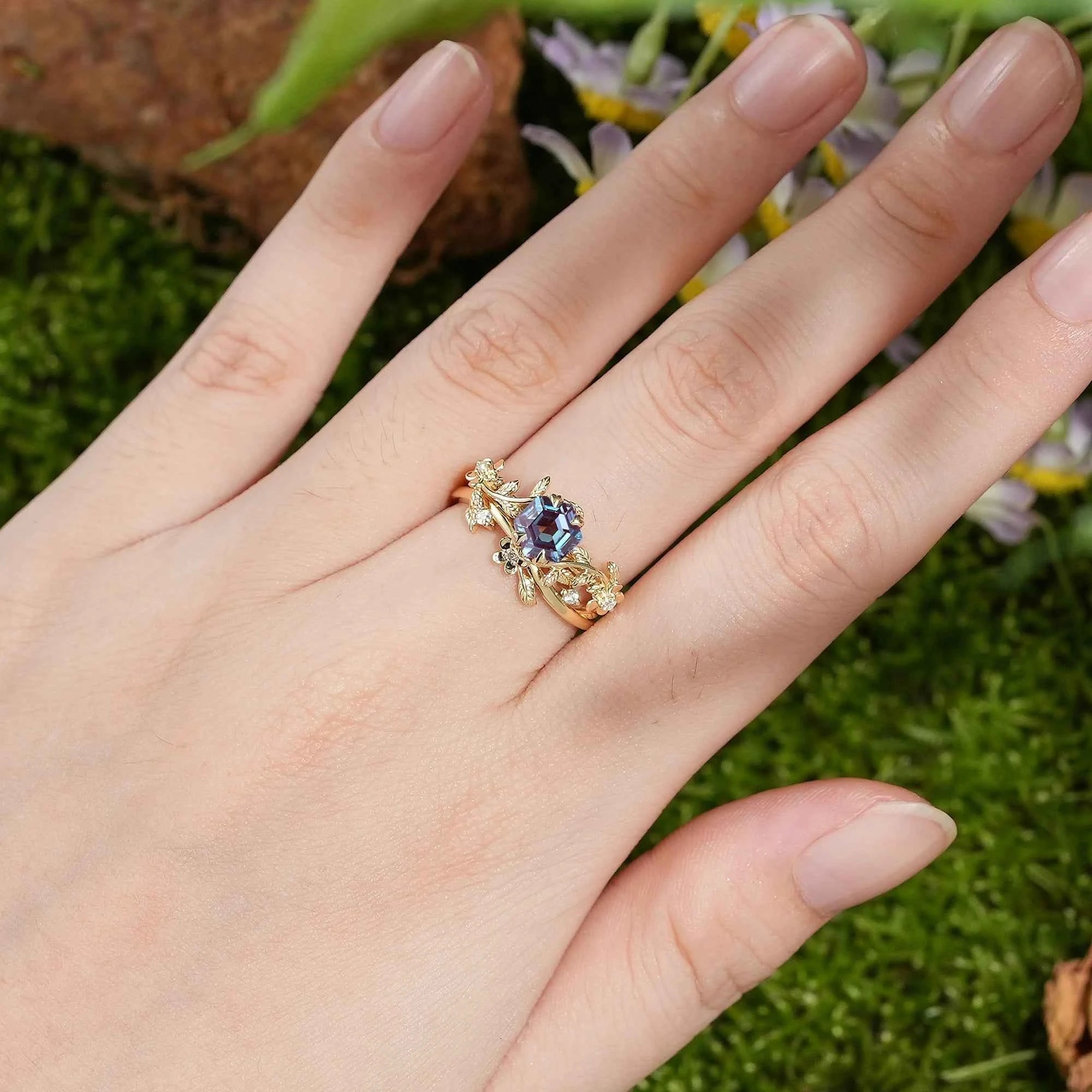 LCCjewelry | Nature Inspired Leaf Floral Alexandrite Wedding Ring Set