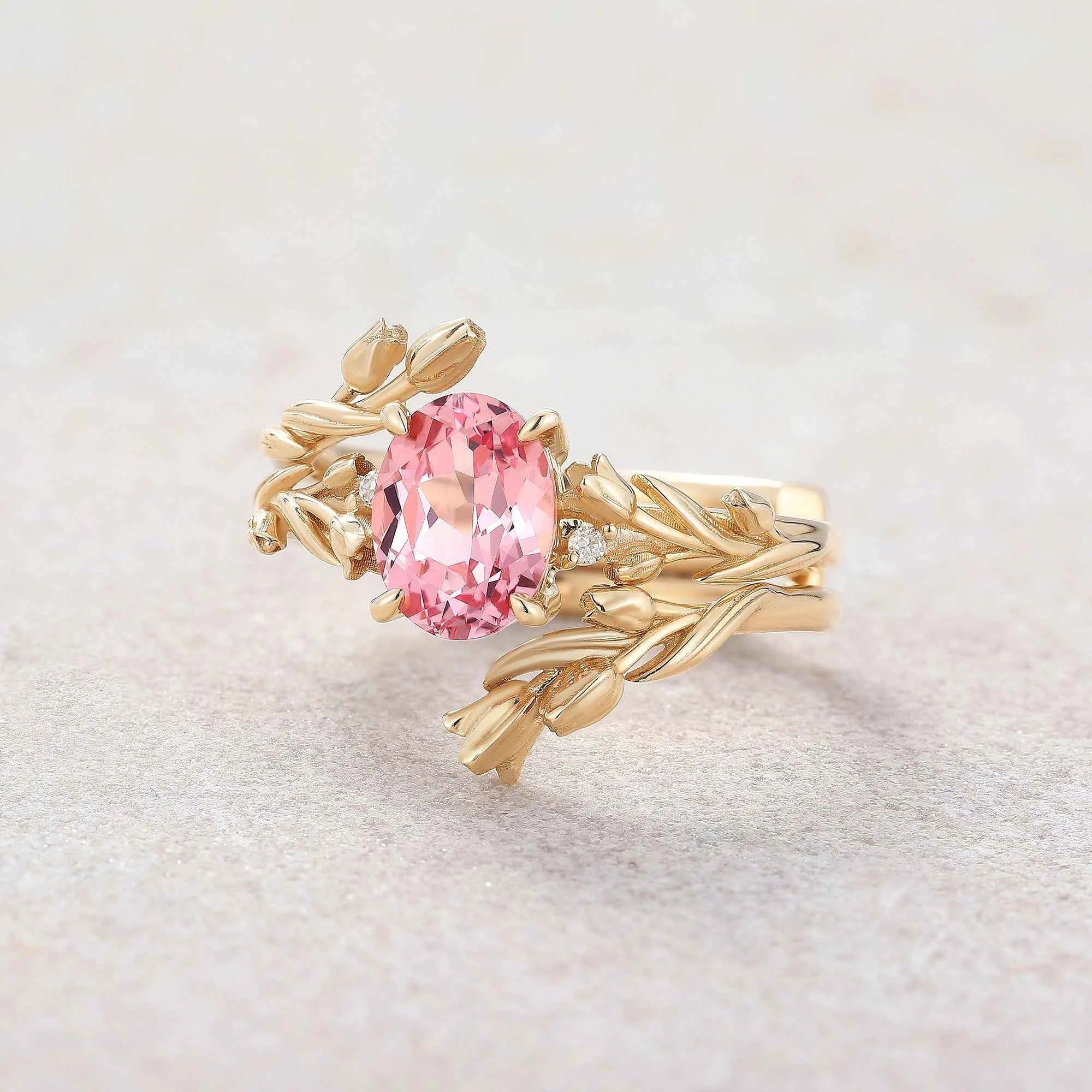 Floral Inspired | 2pc Papalacha Tulip Engagement Ring Set