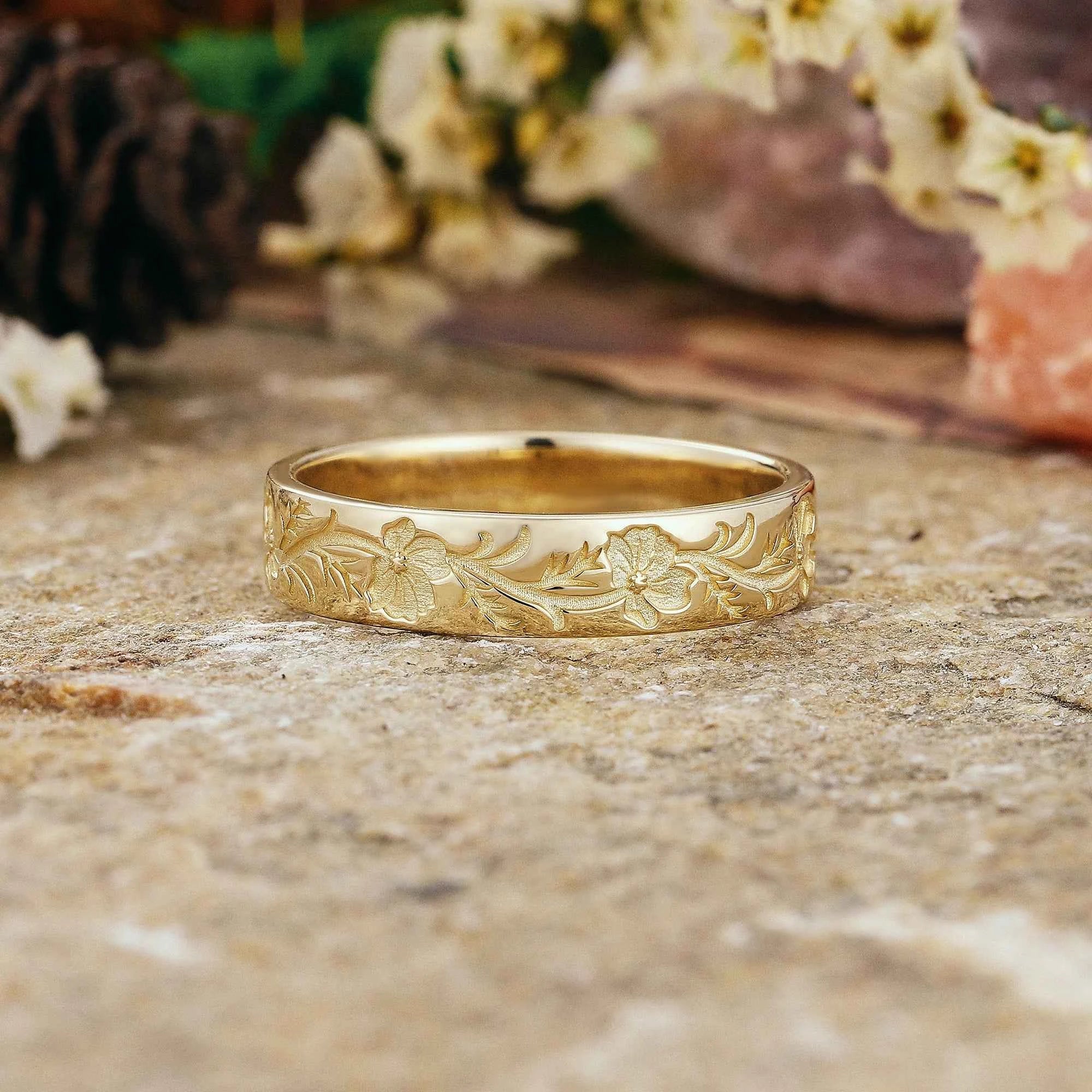 Floral Inspired | Cosmos Design Gold Wedding Band
