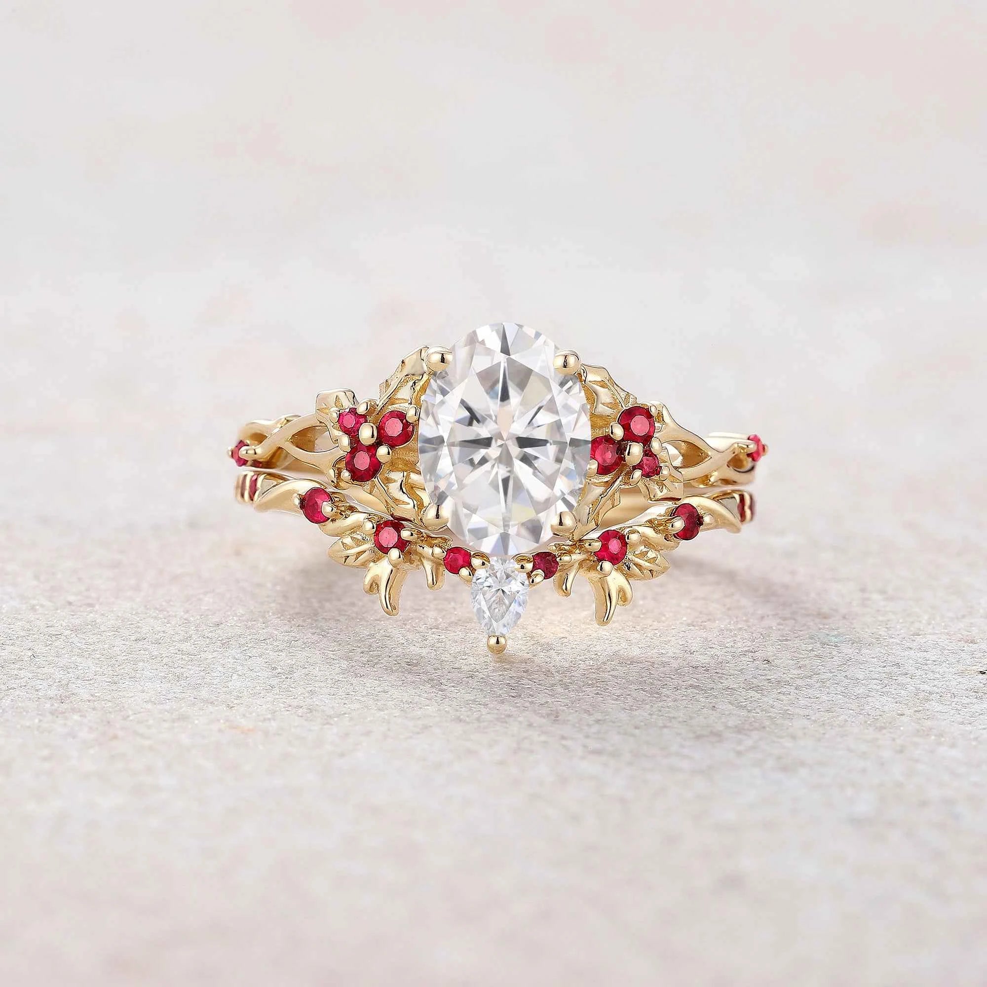 Leaf Inspired | Christmas Holly Leaf Moissanite Engagement Ring Set