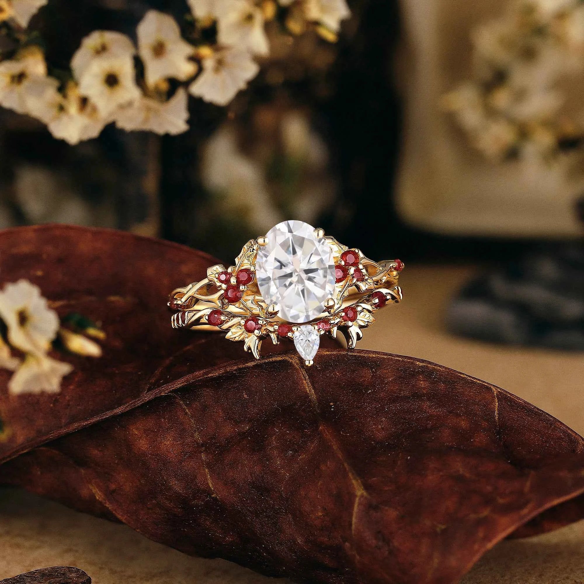 Leaf Inspired | Christmas Holly Leaf Moissanite Engagement Ring Set