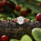 Leaf Inspired | Christmas Holly Leaf Moissanite Engagement Ring