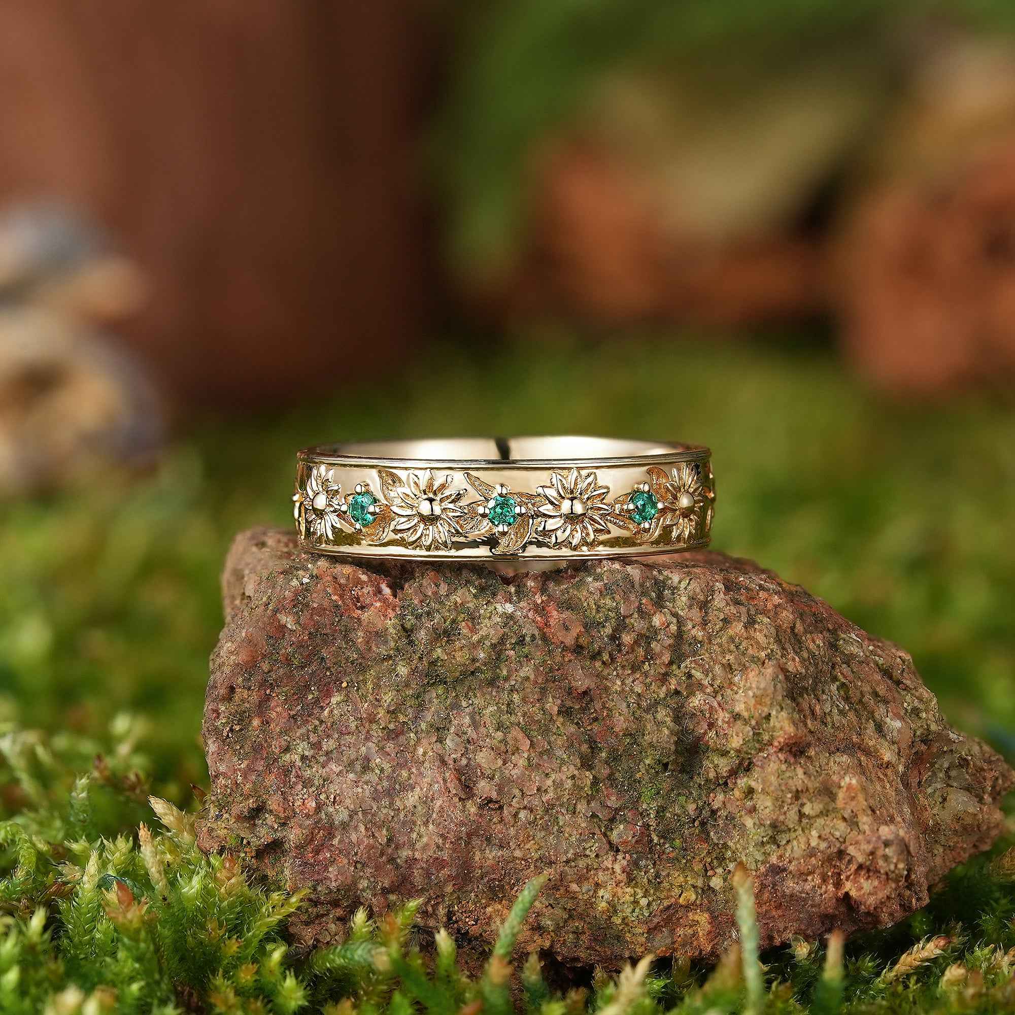 LCCjewelry | Sunflower Emerald Men's Wedding Band