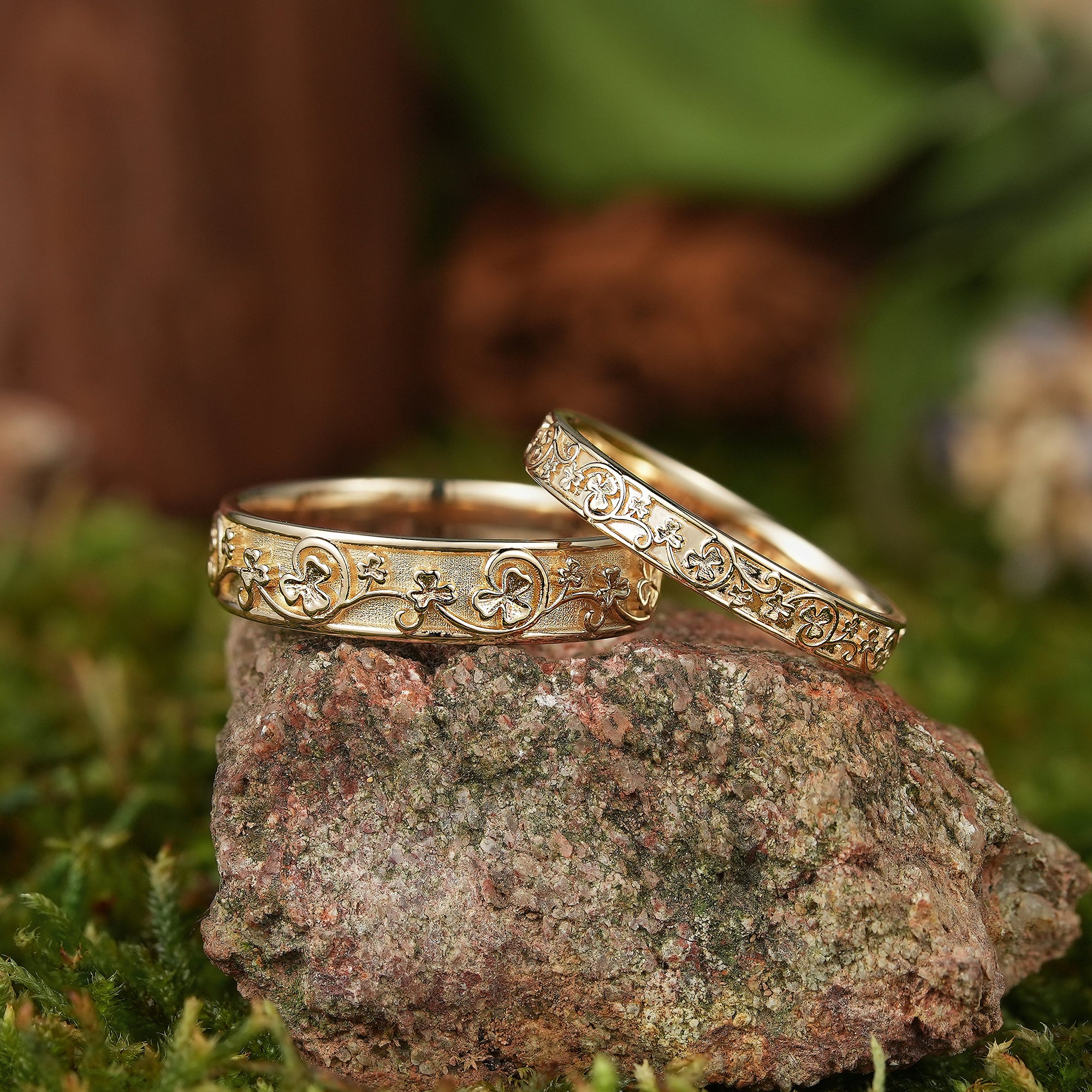 Lucky Clover Wedding Band Set - Gold Couple Rings - LCCjewelry