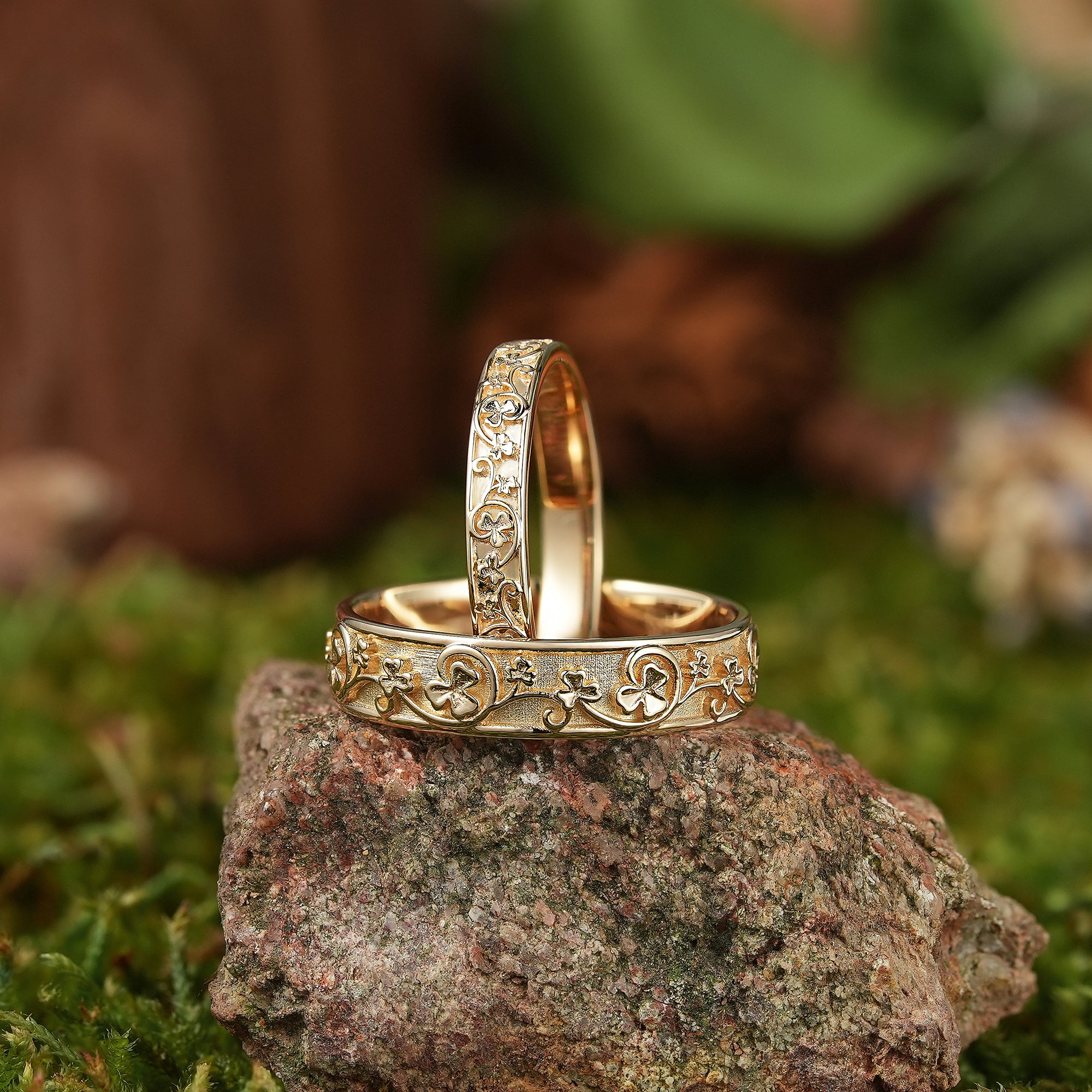 Lucky Clover Wedding Band Set - Gold Couple Rings - LCCjewelry