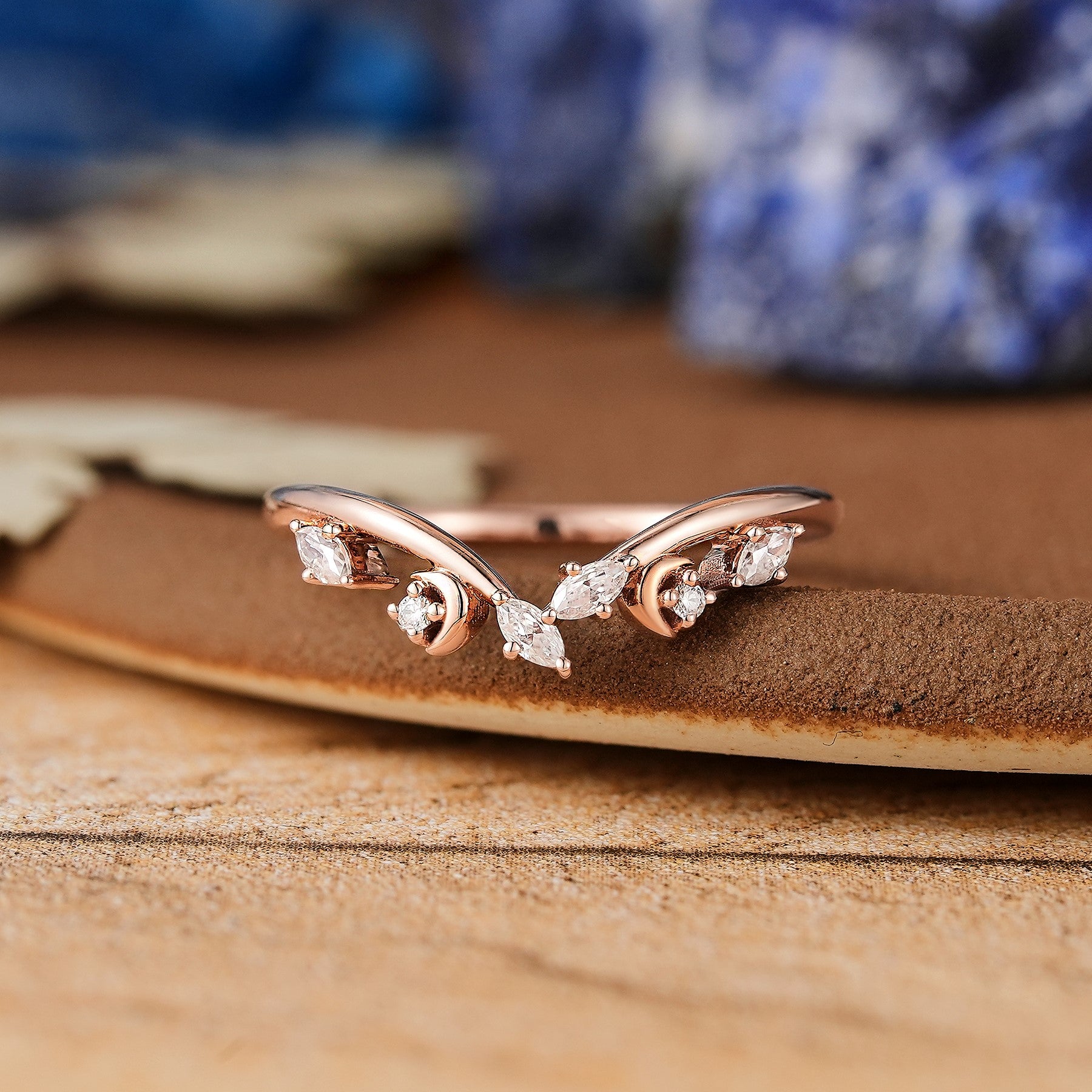 Moon Inspired Design Yellow Gold Curved Wedding Band - LCCjewelry