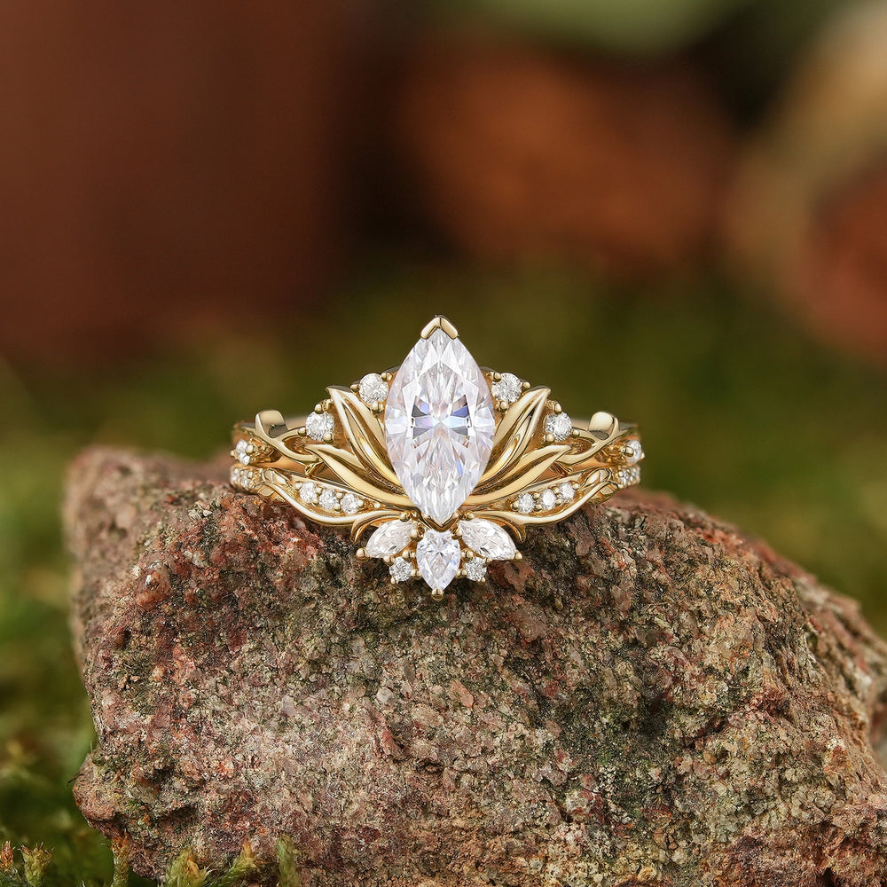 Floral Inspired | Marquise Lotus Engagement Ring Set