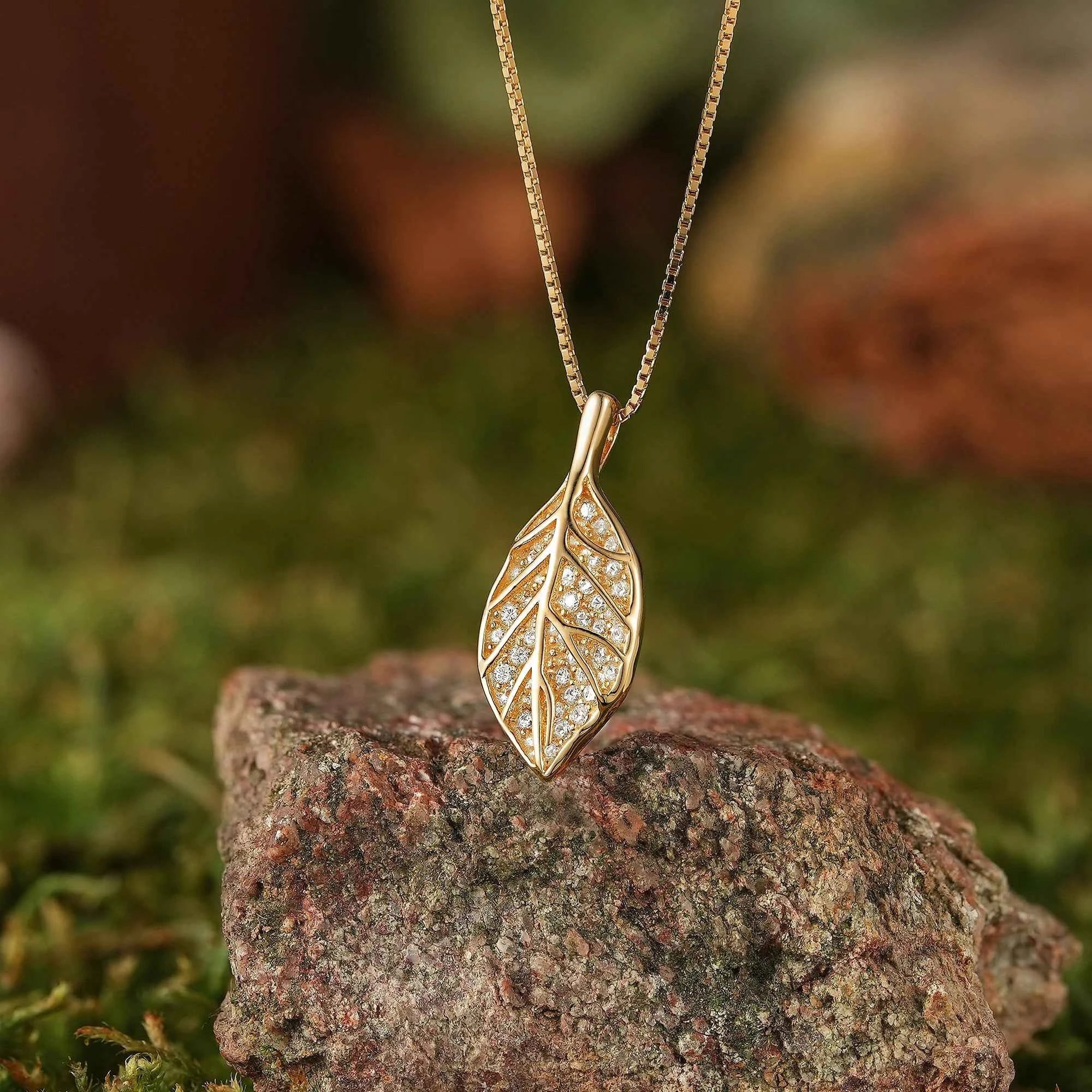 Leaf Inspired | A Spring Leaf Necklace with Moissanite