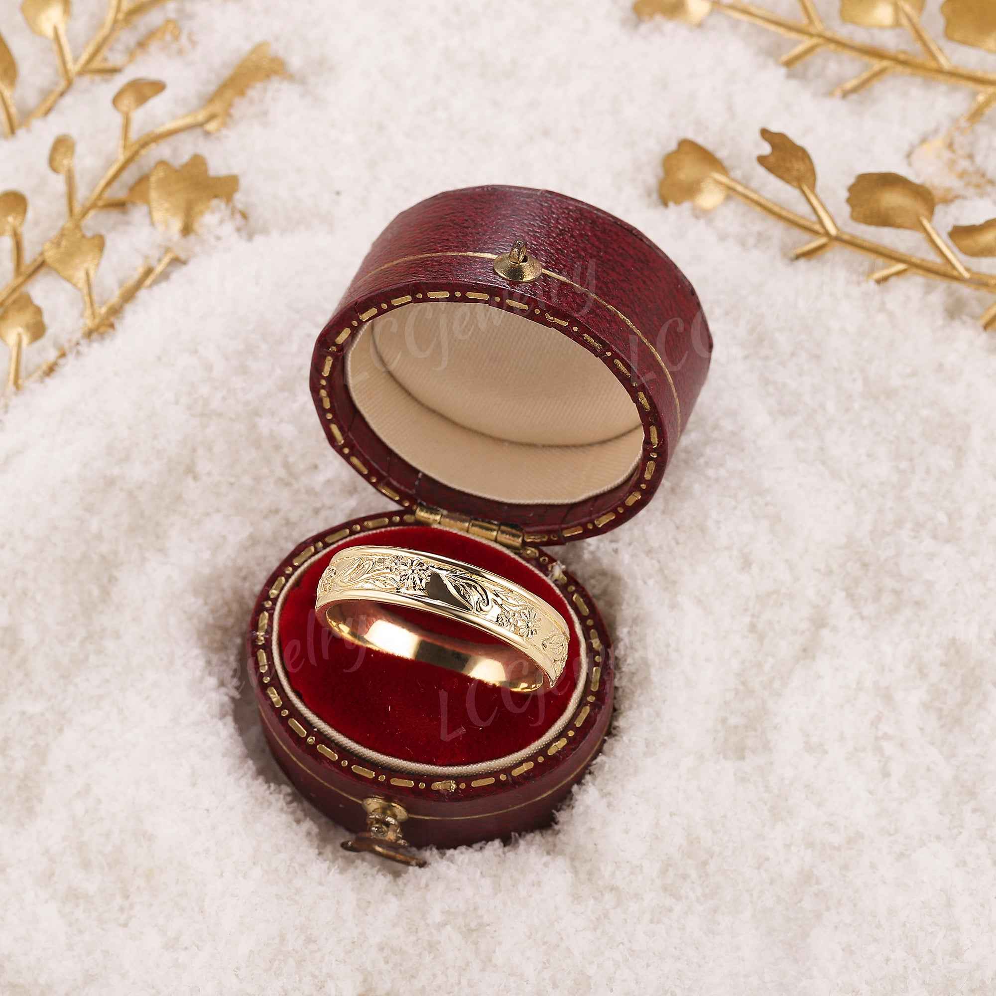 Floral Inspired | Daisy Design Wedding Band April Birth Flower