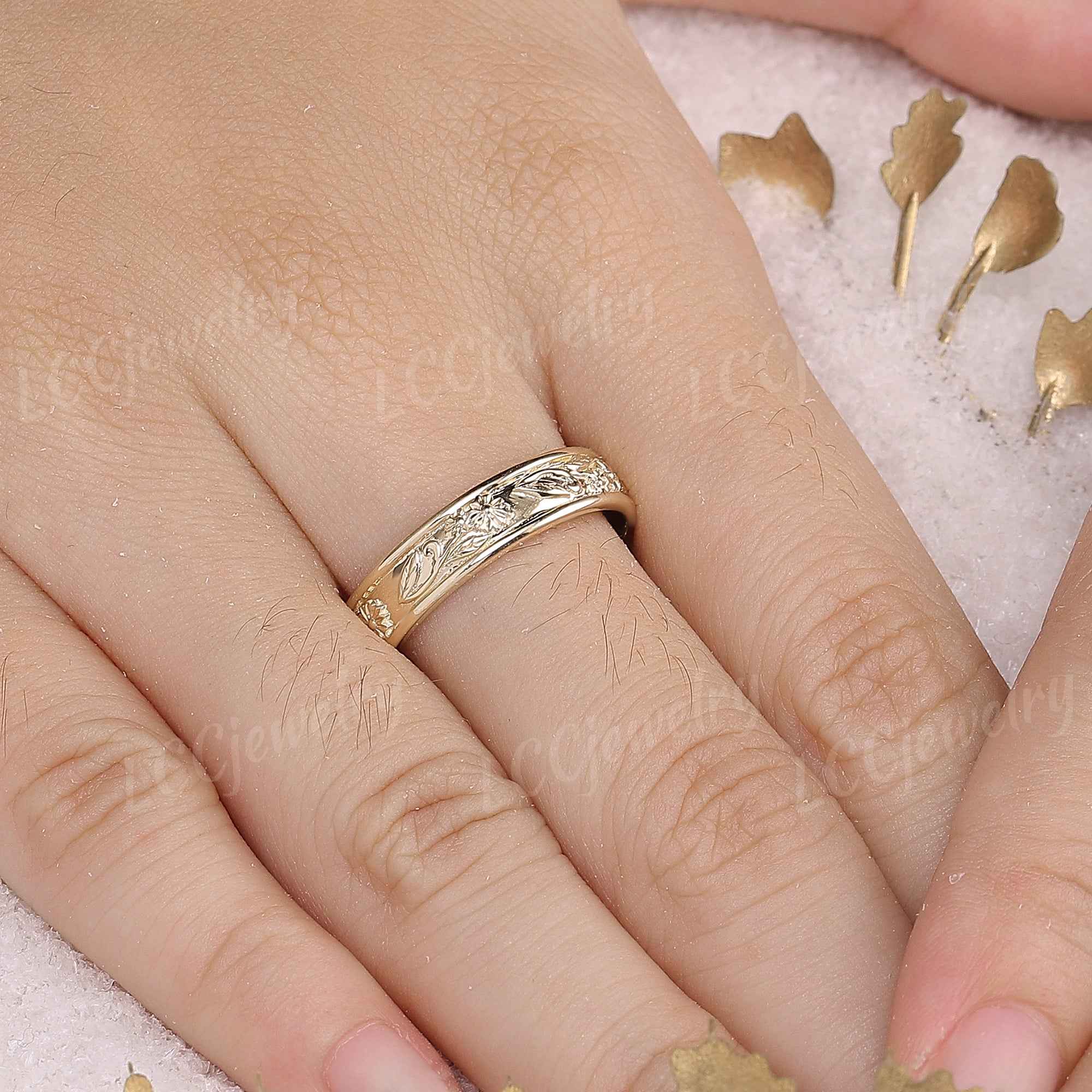 Floral Inspired | Daisy Design Wedding Band April Birth Flower