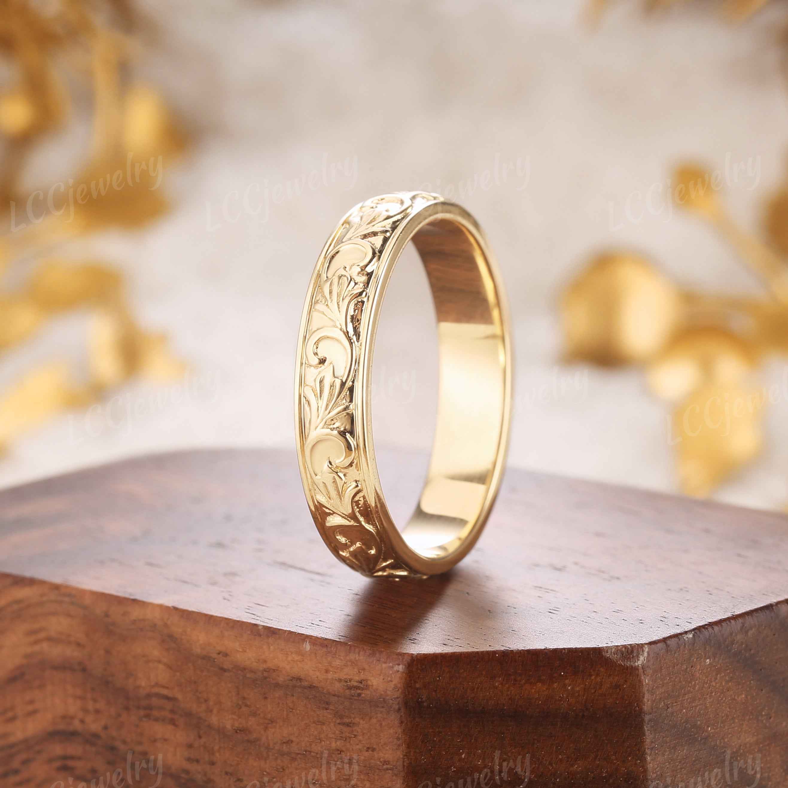 Floral Inspired | Unique Iris Design Mens Wedding Band