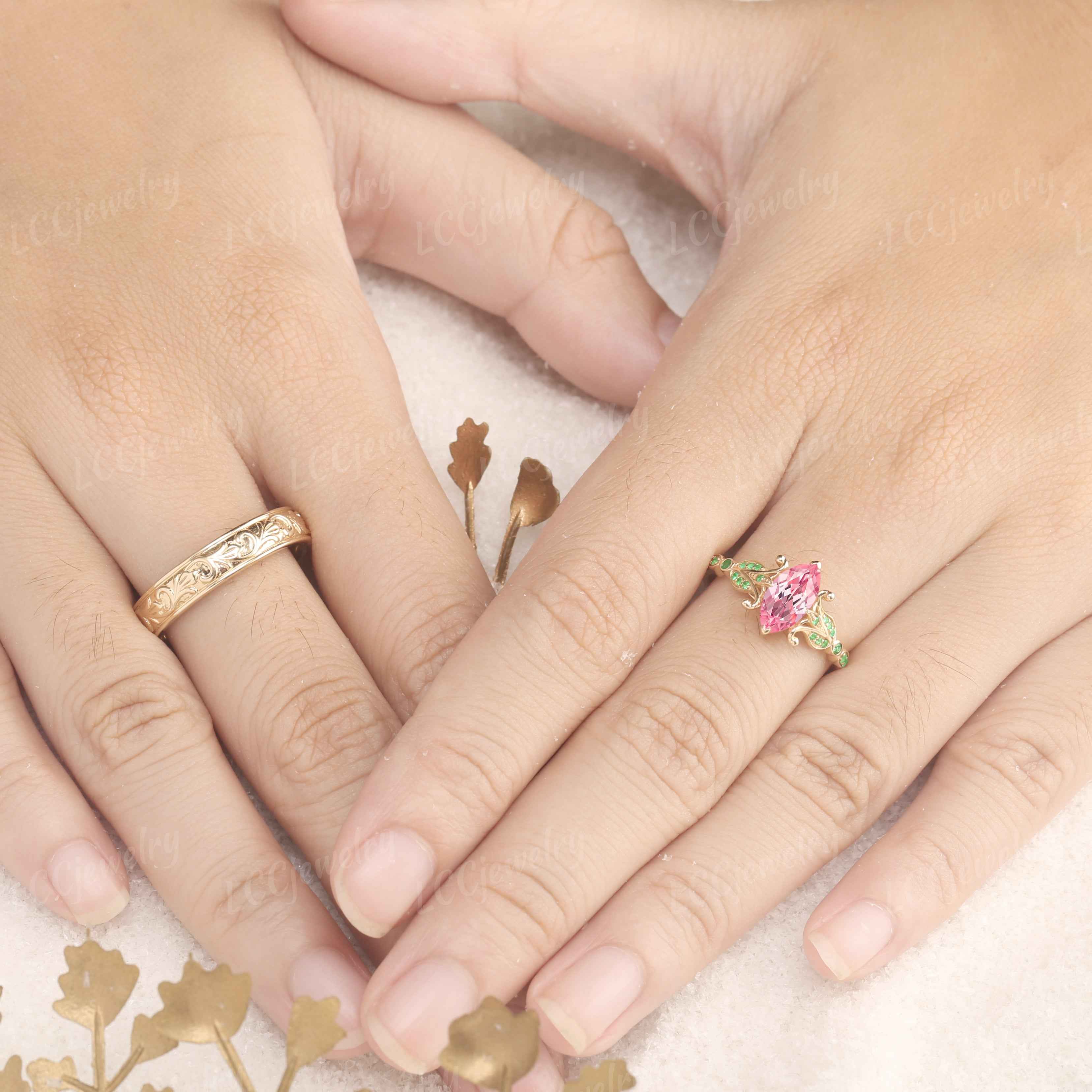 Floral Inspired | 2pcs Iris Design Papalacha Couple Rings